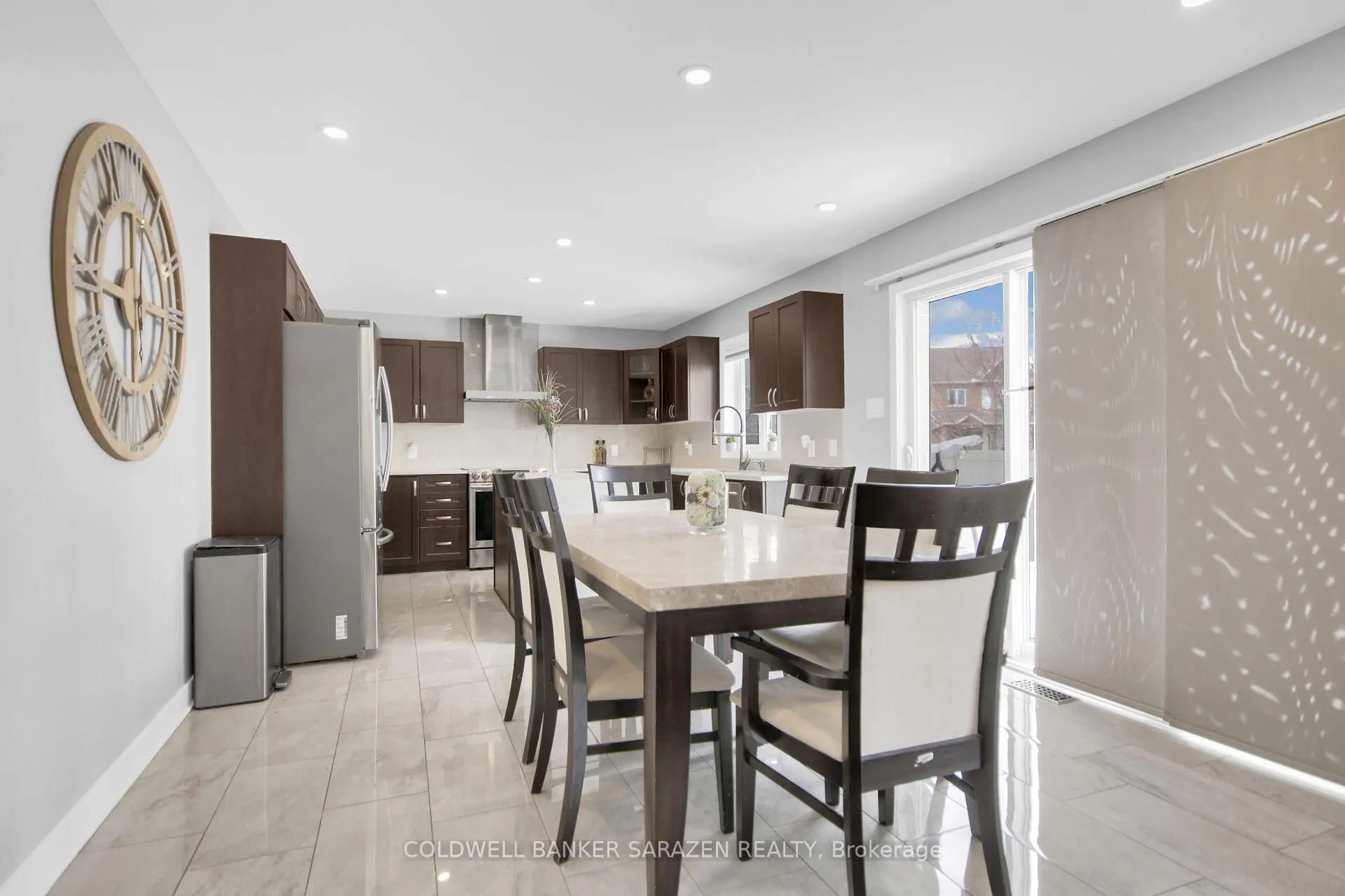 Photo 11 of 715 Clearbrook Drive, Ottawa, Barrhaven - Strandherd — HOMEH