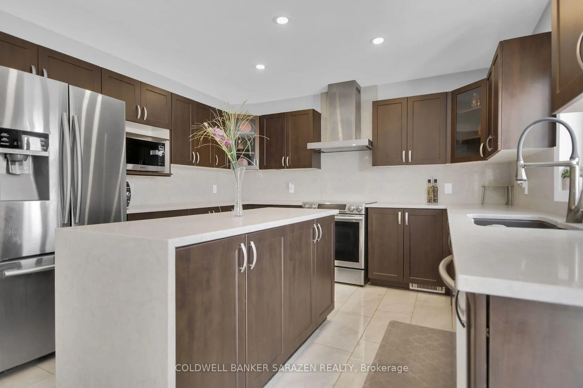 Photo 14 of 715 Clearbrook Drive, Ottawa, Barrhaven - Strandherd — HOMEH