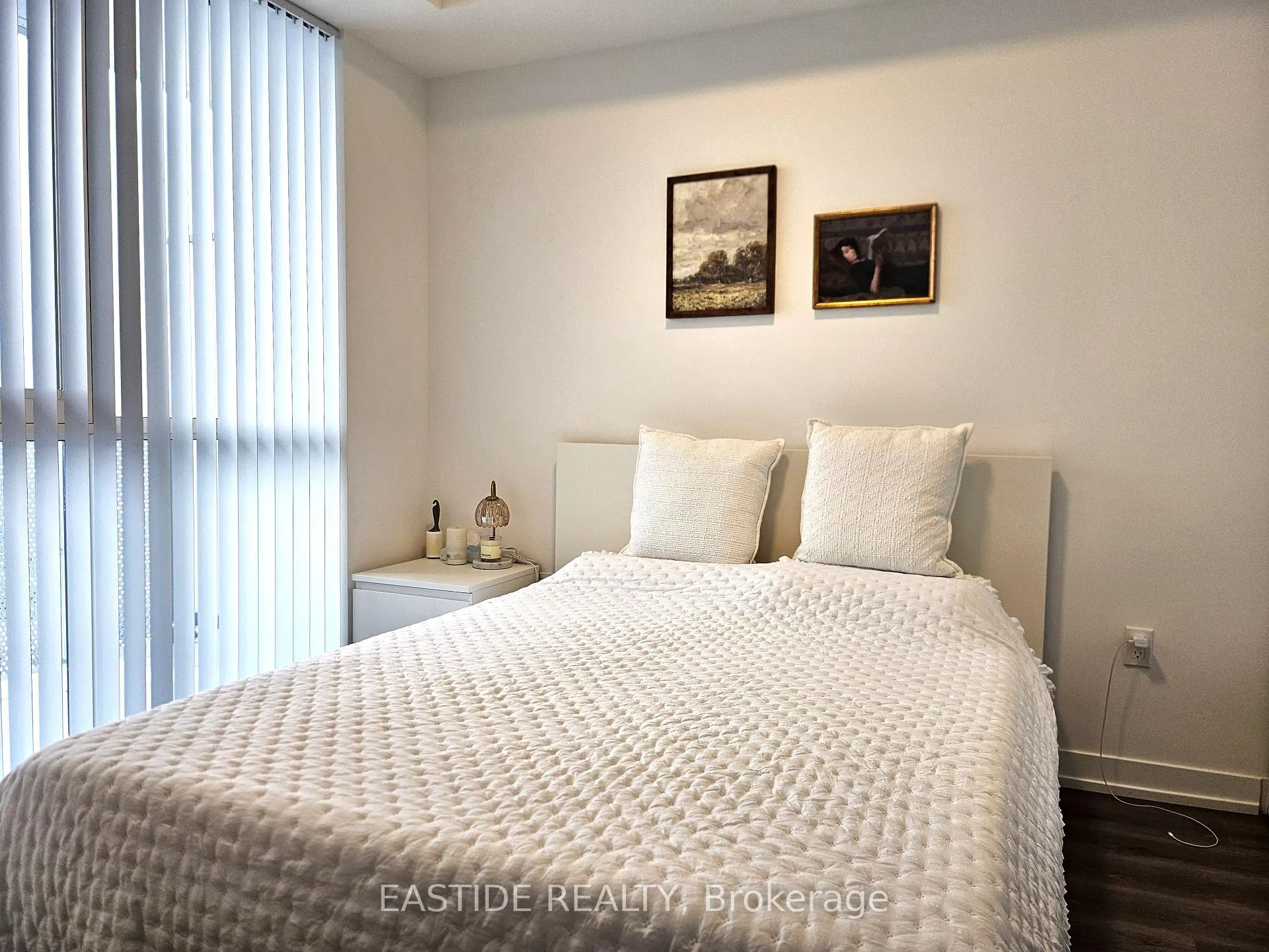 Photo 2 of Unit 1506, 28 Interchange Way, Vaughan, Vaughan Corporate Centre — HOMEH