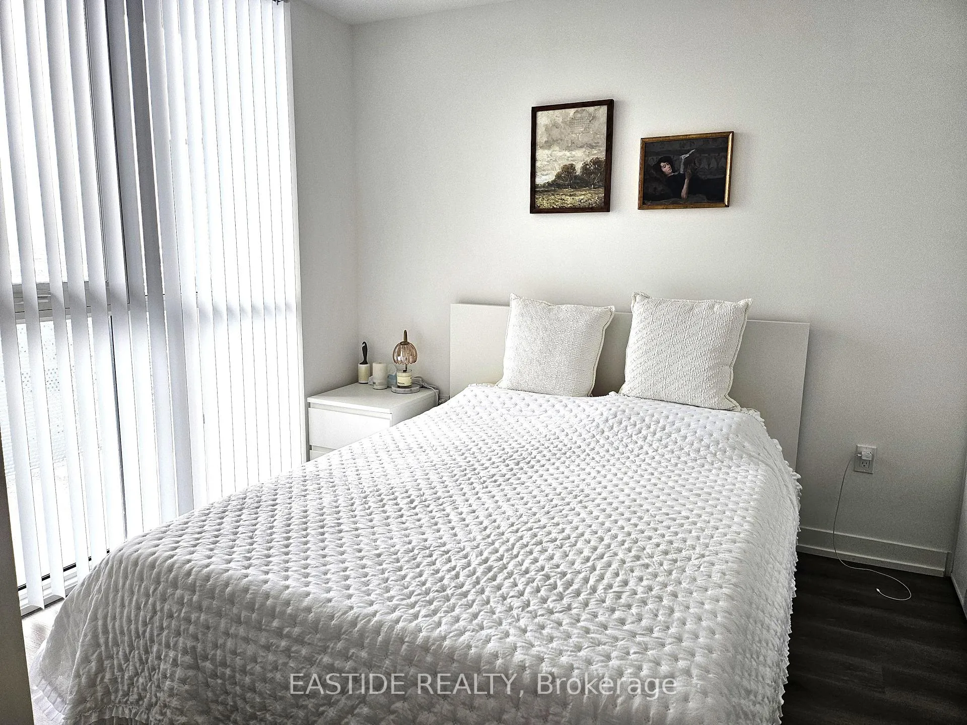Photo 3 of Unit 1506, 28 Interchange Way, Vaughan, Vaughan Corporate Centre — HOMEH