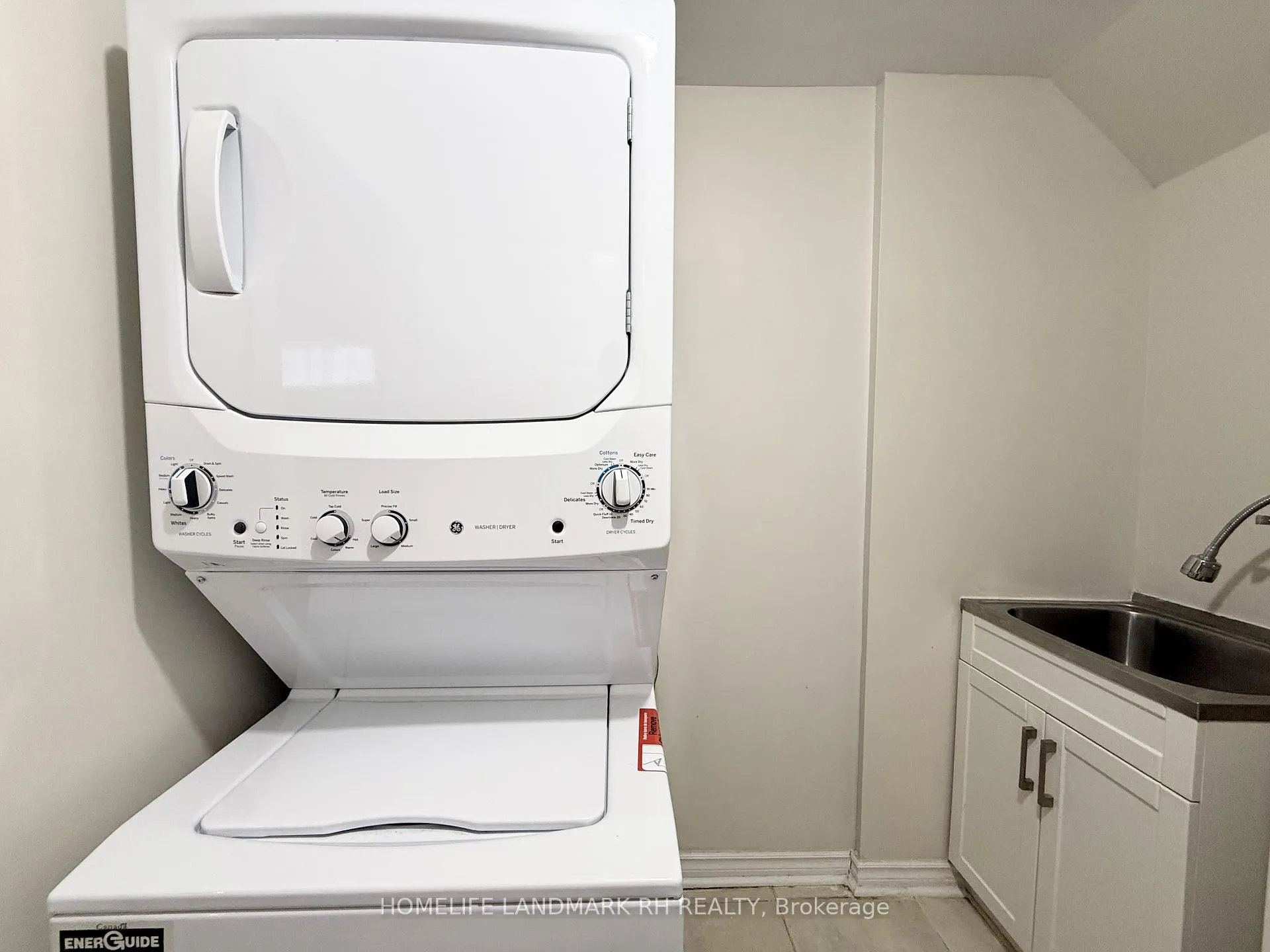Photo 10 of Unit Lower Level, 78 Halldorson Avenue, Aurora, Bayview Northeast — HOMEH