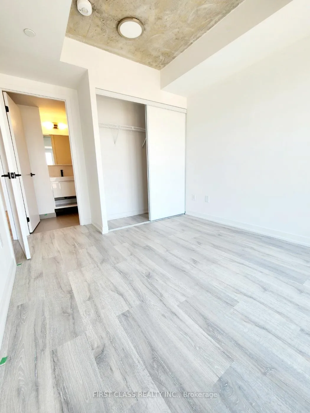 Photo 6 of Unit 1308, 2 Augusta Avenue, Toronto, Kensington-Chinatown — HOMEH