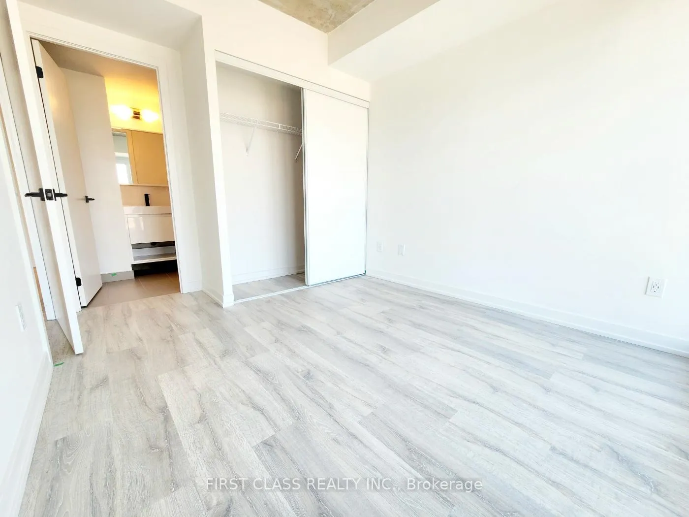 Photo 7 of Unit 1308, 2 Augusta Avenue, Toronto, Kensington-Chinatown — HOMEH