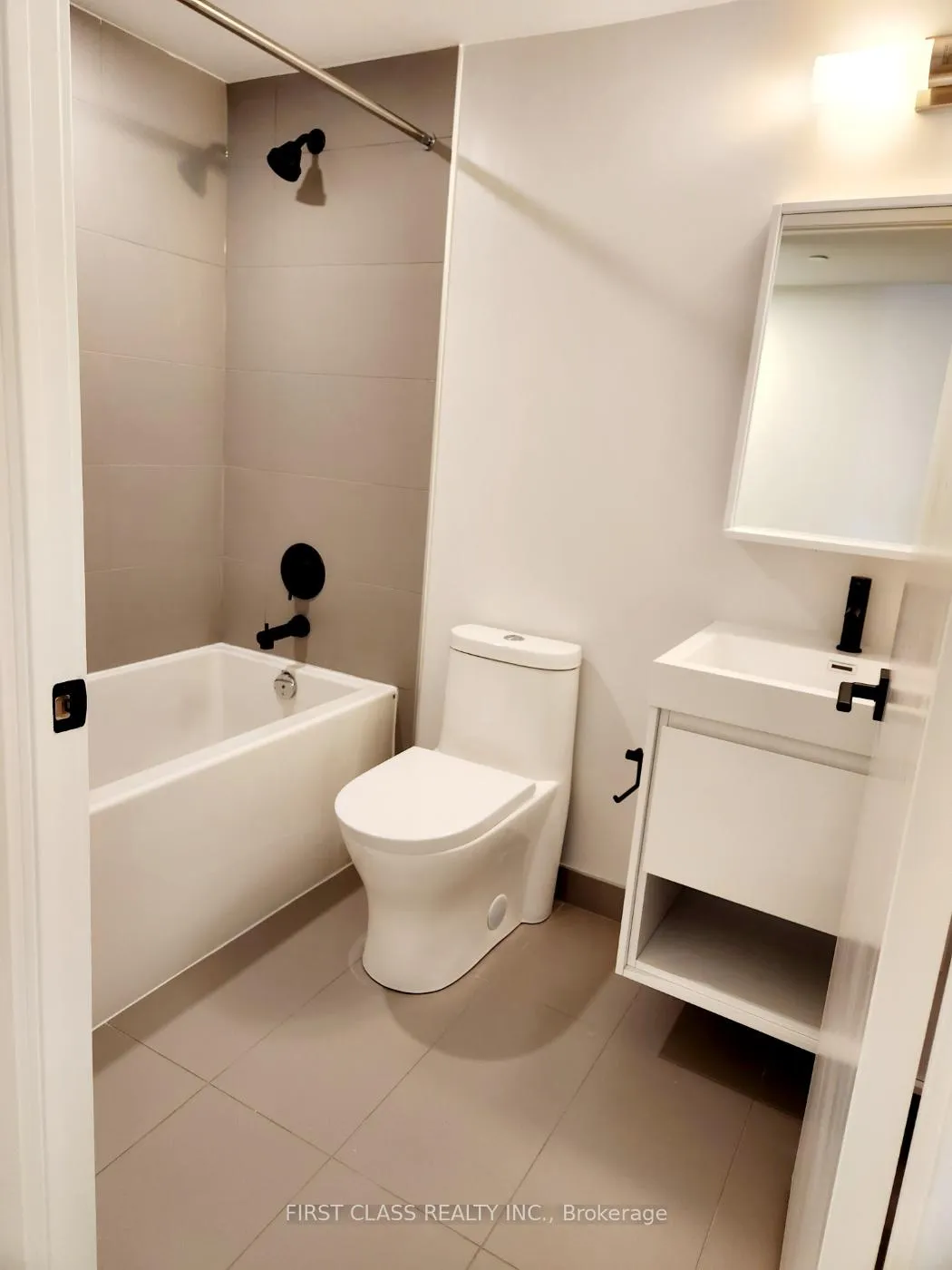 Photo 10 of Unit 1308, 2 Augusta Avenue, Toronto, Kensington-Chinatown — HOMEH
