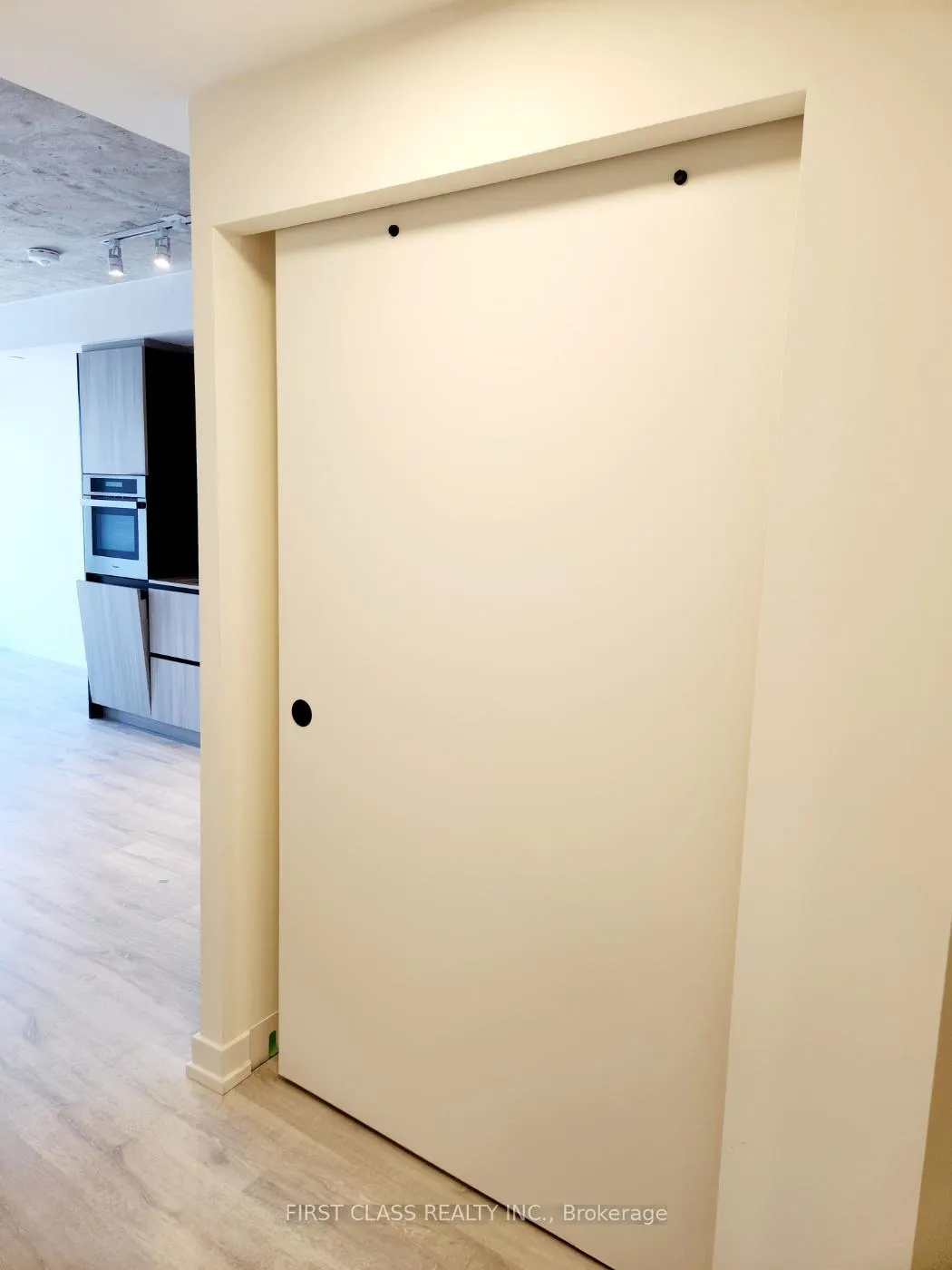 Photo 11 of Unit 1308, 2 Augusta Avenue, Toronto, Kensington-Chinatown — HOMEH