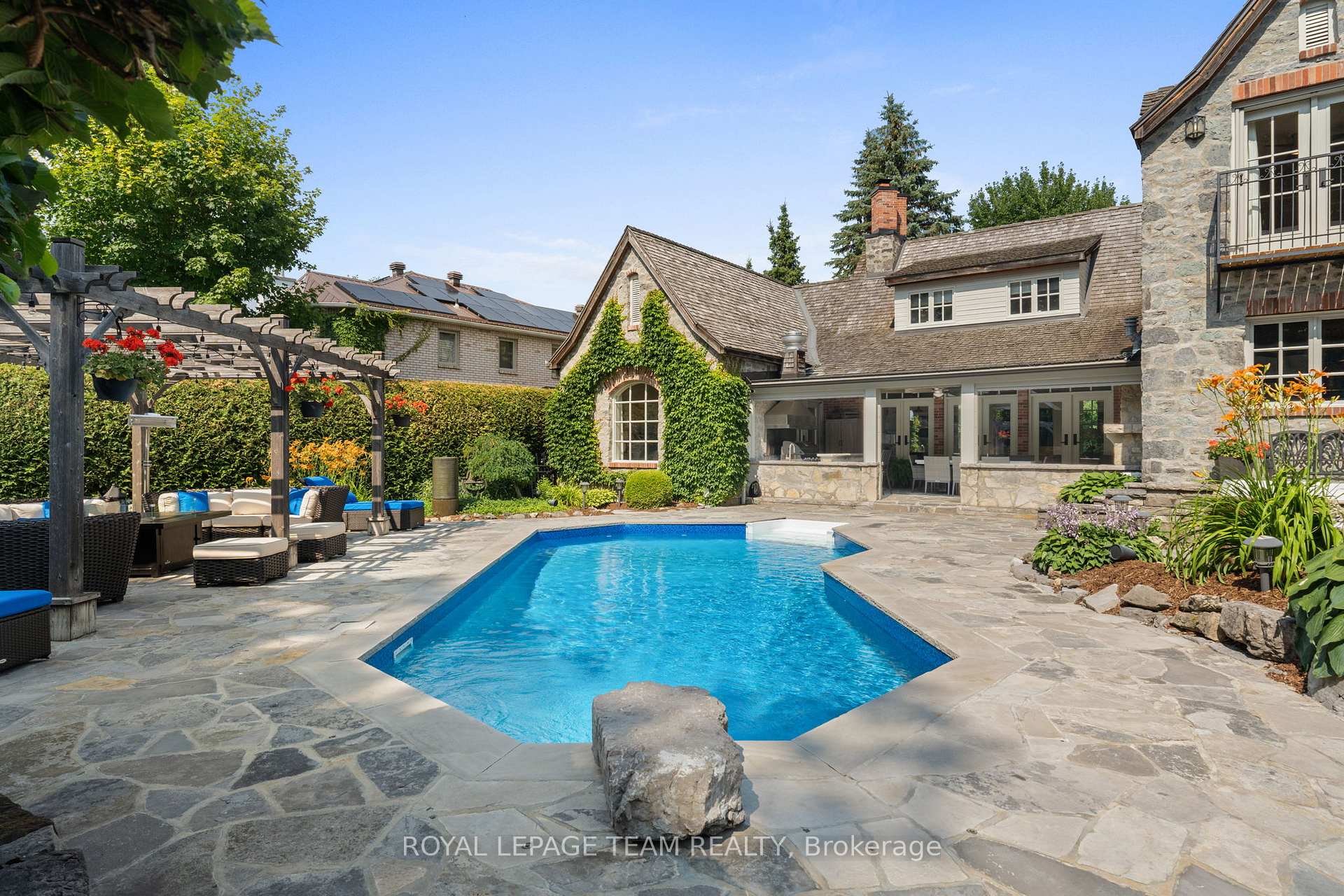 Photo 38 of 5572 Carrison Drive, Ottawa, Manotick Village & Manotick Estates — HOMEH