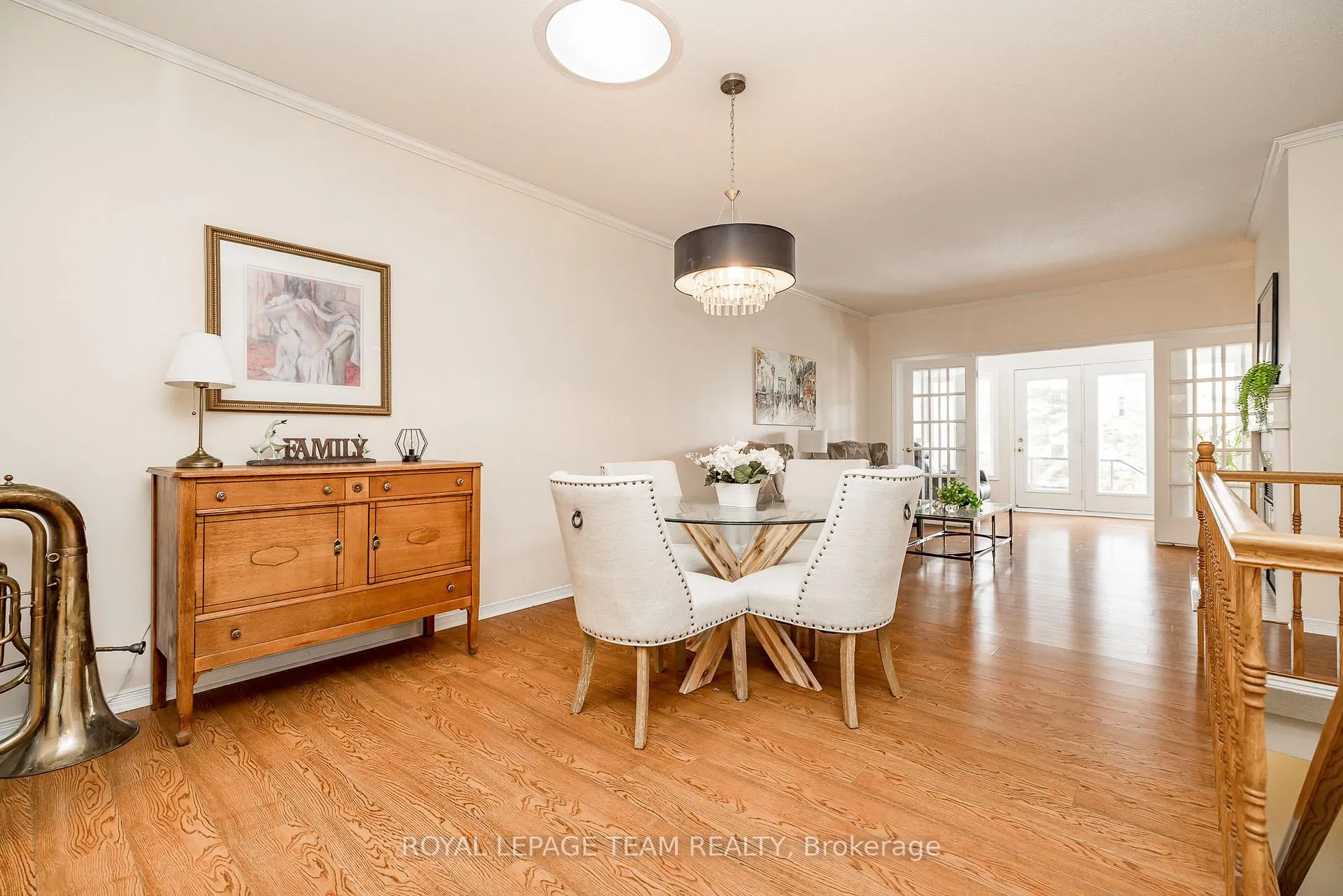Photo 5 of 27 Pine Needles Court, Ottawa, Stittsville (Central) — HOMEH