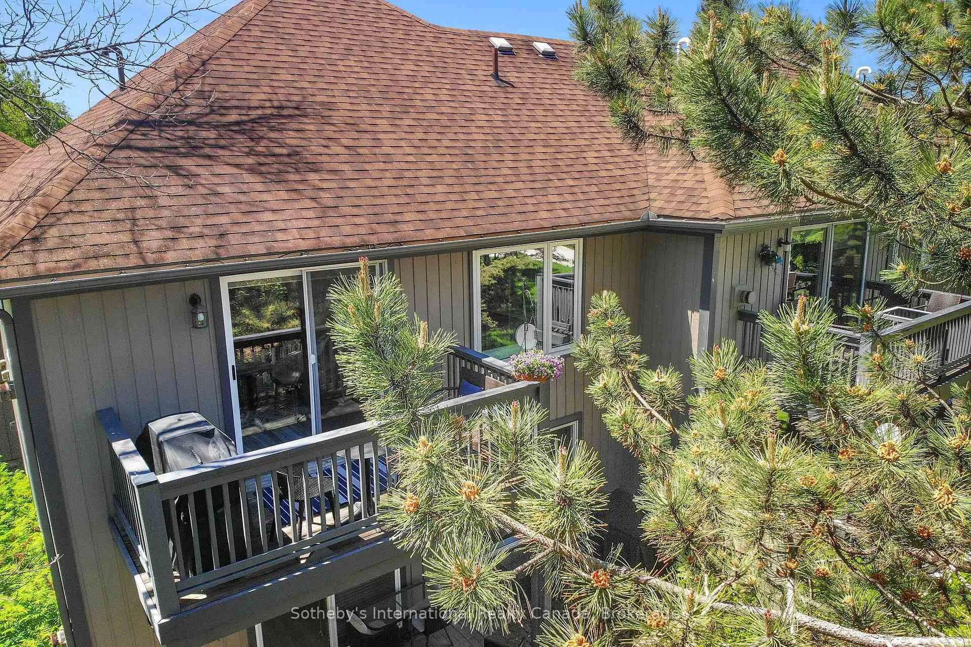 Photo 4 of 331 Mariners Way, Collingwood — HOMEH