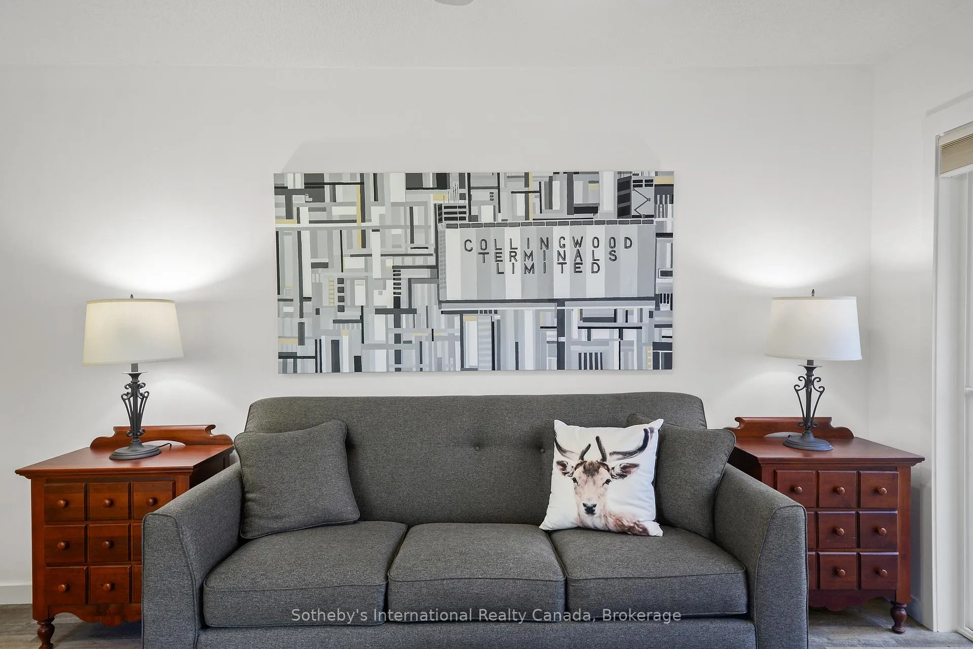 Photo 9 of 331 Mariners Way, Collingwood — HOMEH