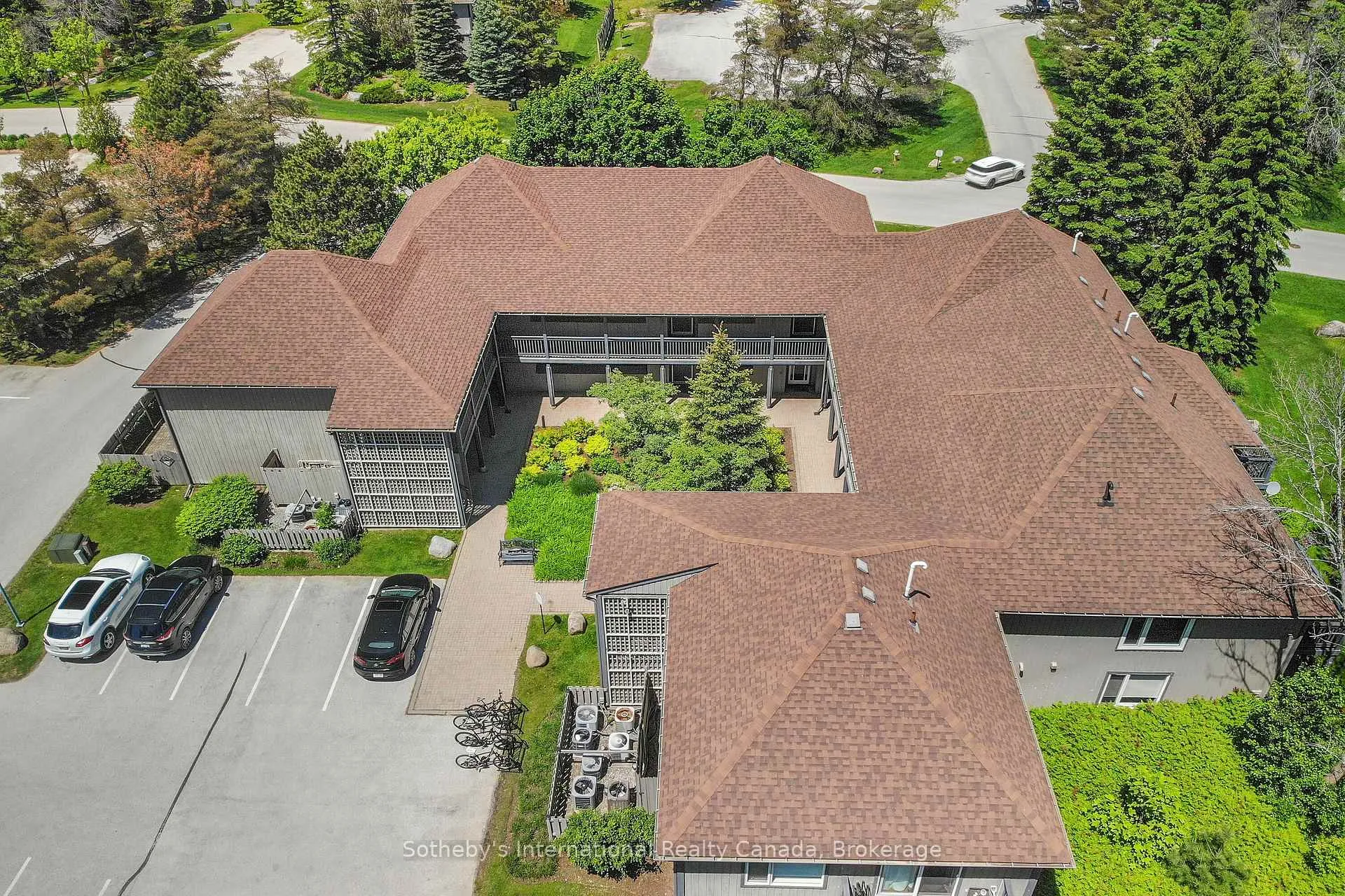 Photo 39 of 331 Mariners Way, Collingwood — HOMEH