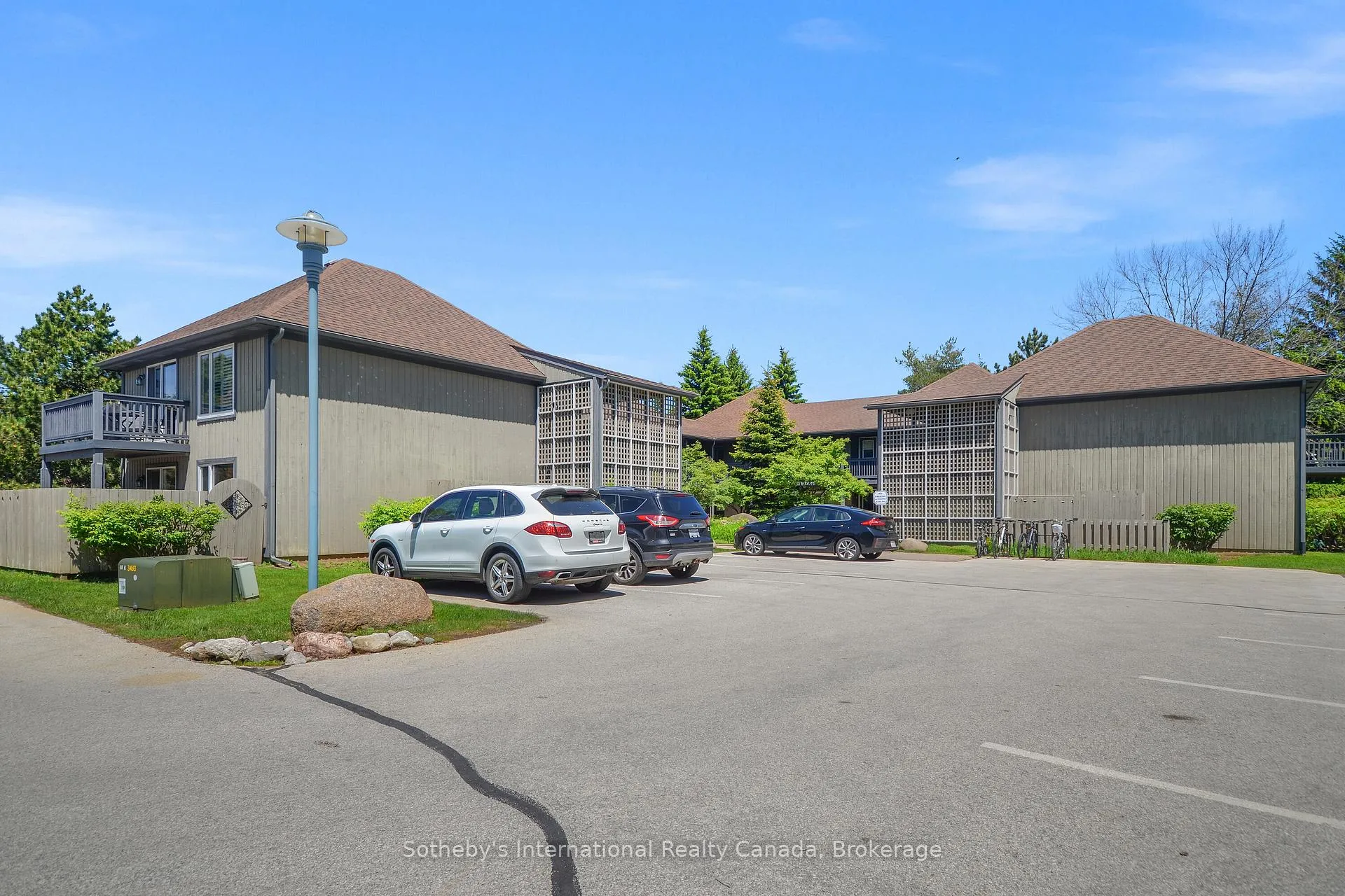 Photo 40 of 331 Mariners Way, Collingwood — HOMEH