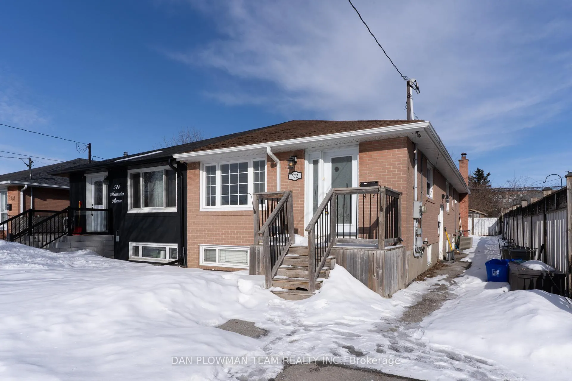Photo 1 of 572 Montcalm Avenue, Oshawa, Vanier — HOMEH