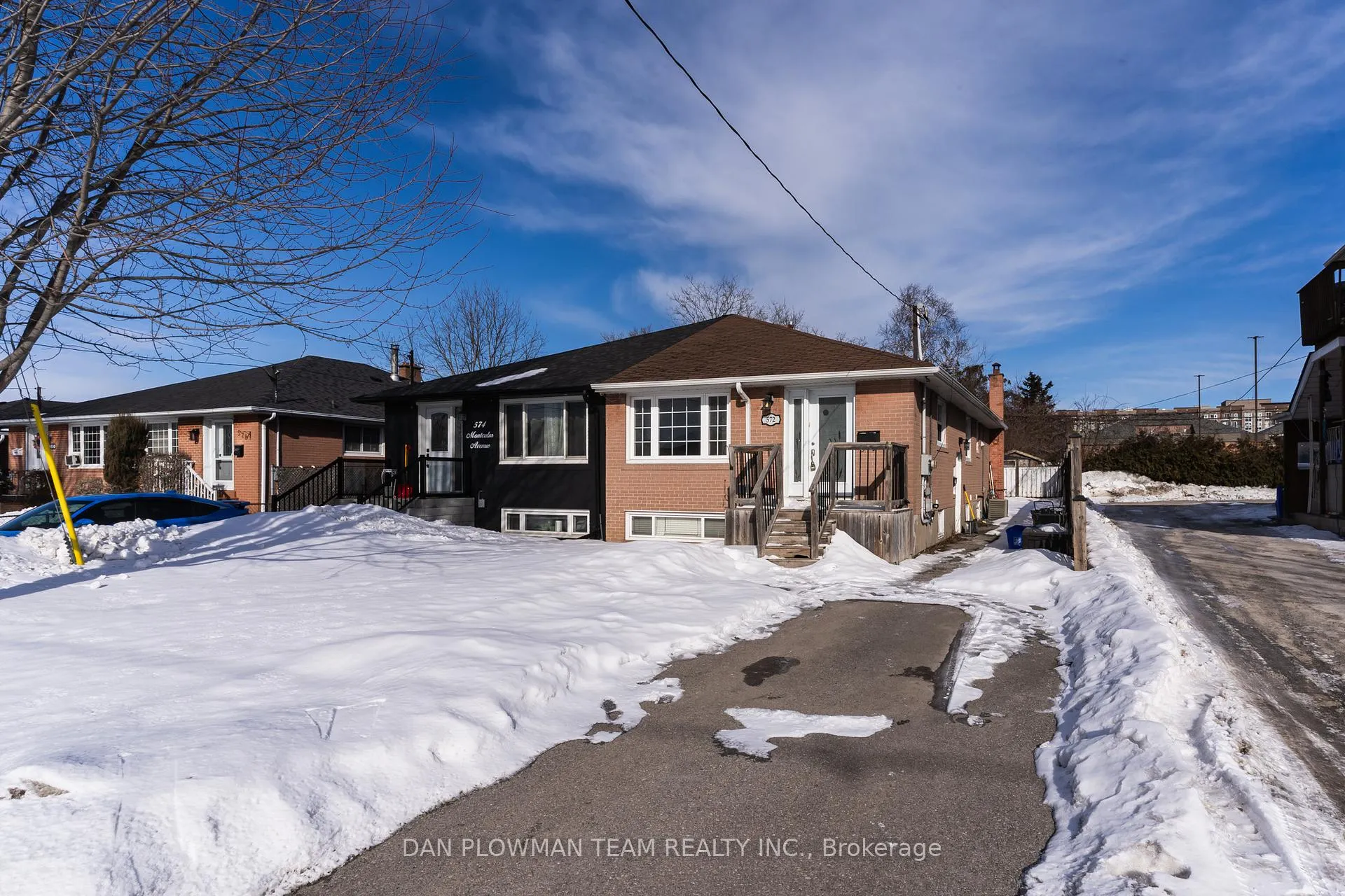 Photo 3 of 572 Montcalm Avenue, Oshawa, Vanier — HOMEH