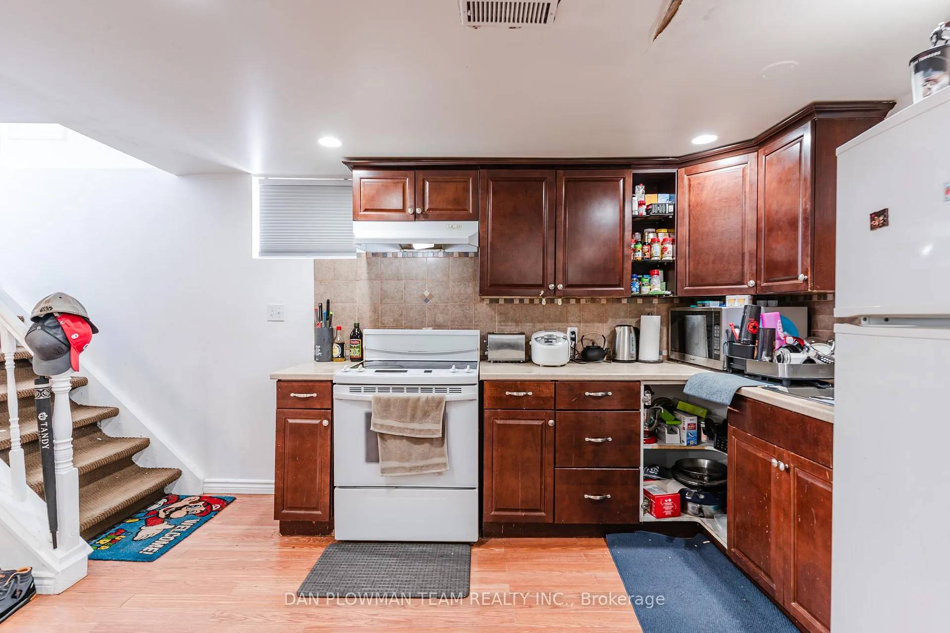 Photo 24 of 572 Montcalm Avenue, Oshawa, Vanier — HOMEH