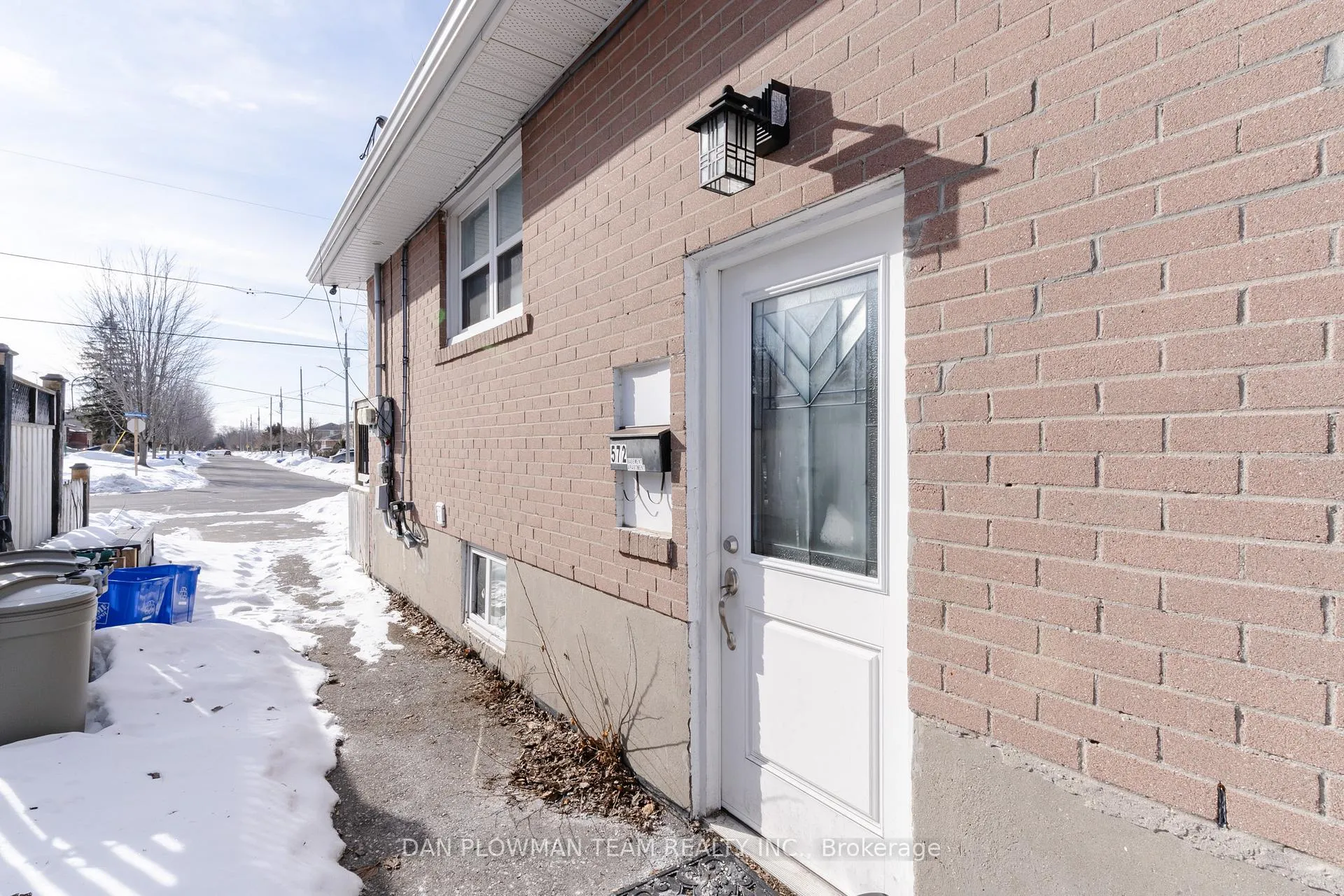 Photo 38 of 572 Montcalm Avenue, Oshawa, Vanier — HOMEH