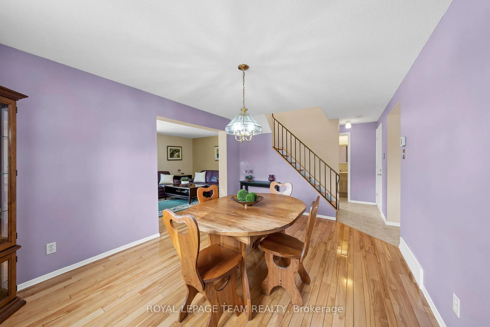 Photo 5 of 7942 Decarie Drive, Ottawa, Orleans Wood — HOMEH