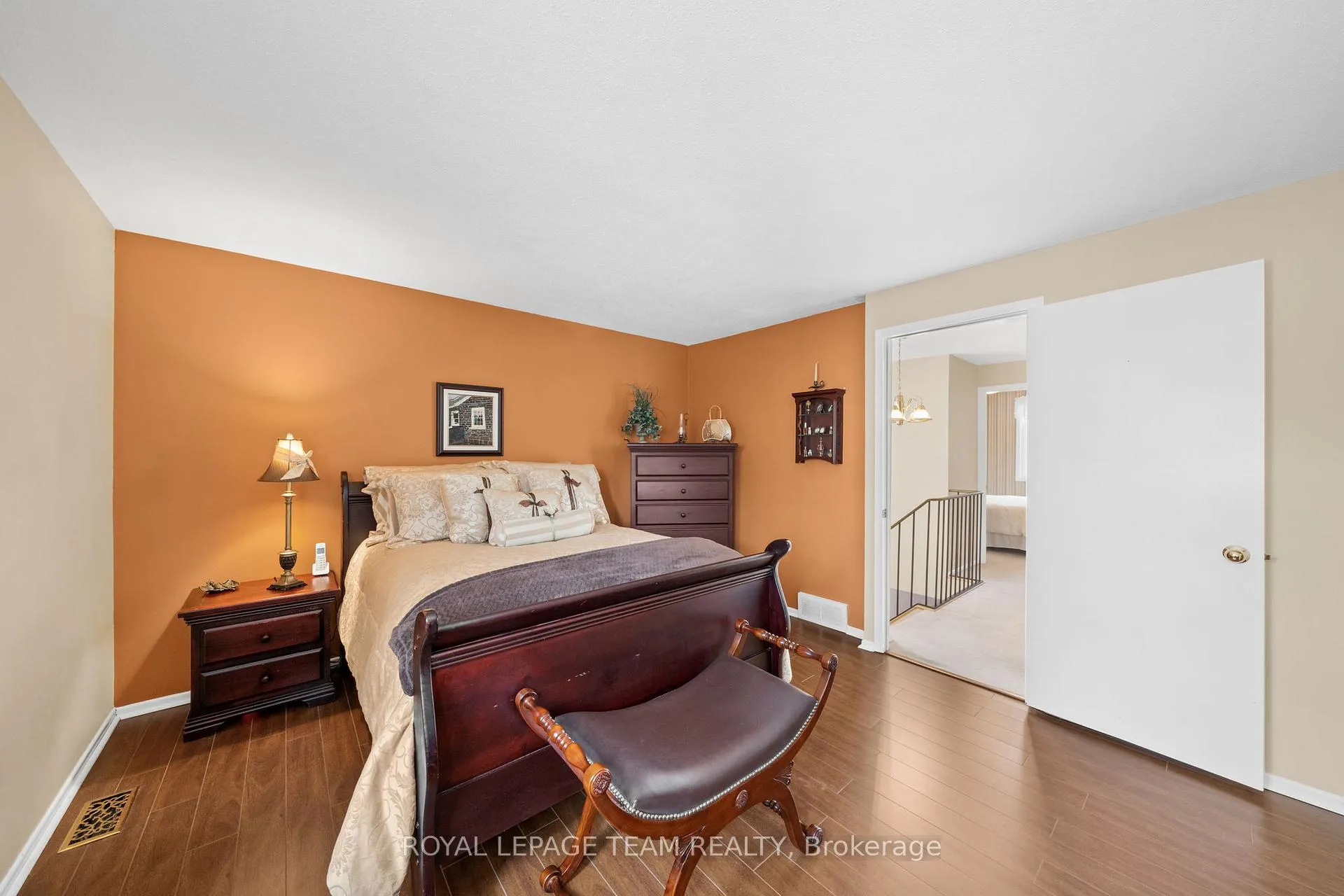 Photo 17 of 7942 Decarie Drive, Ottawa, Orleans Wood — HOMEH