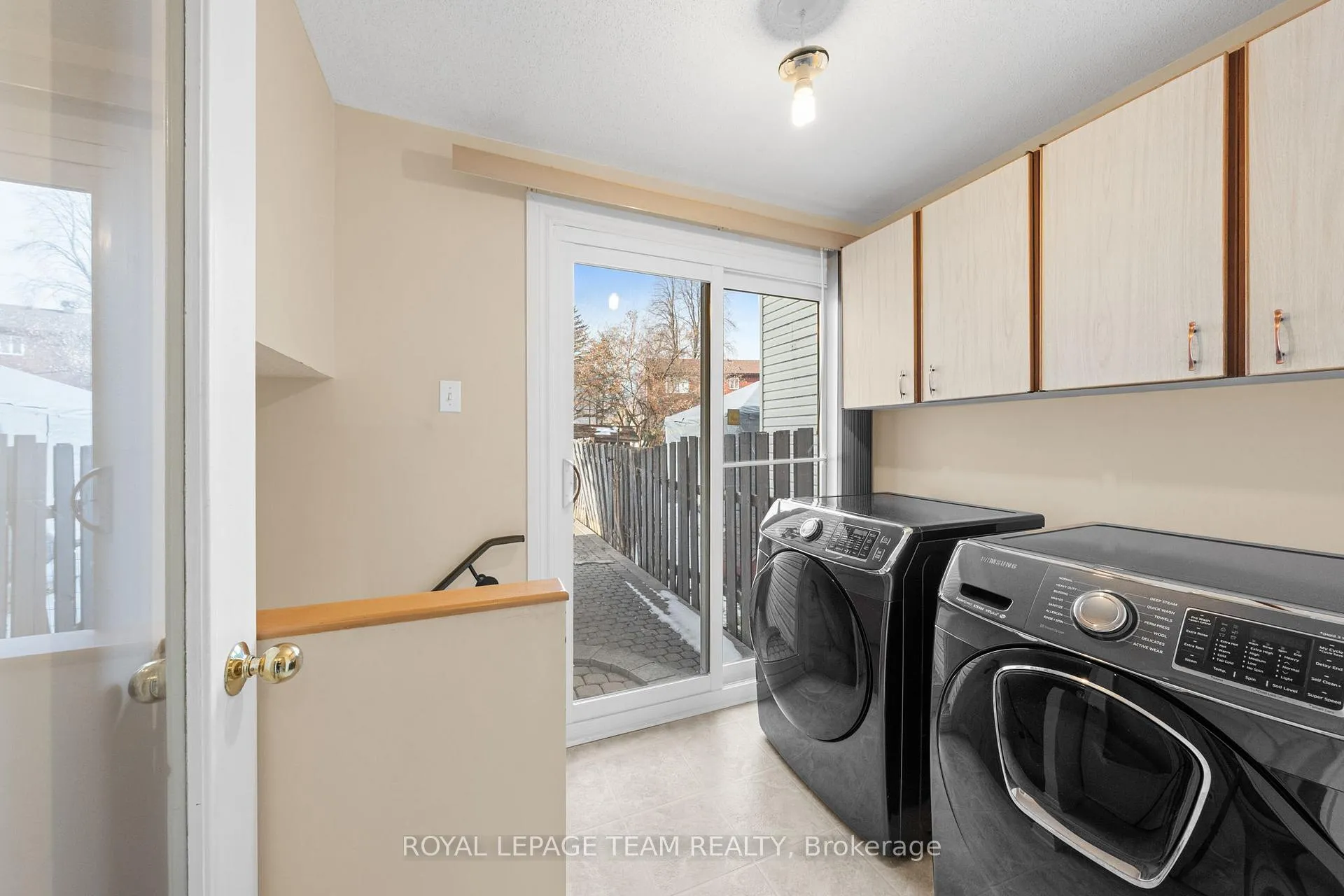Photo 23 of 7942 Decarie Drive, Ottawa, Orleans Wood — HOMEH