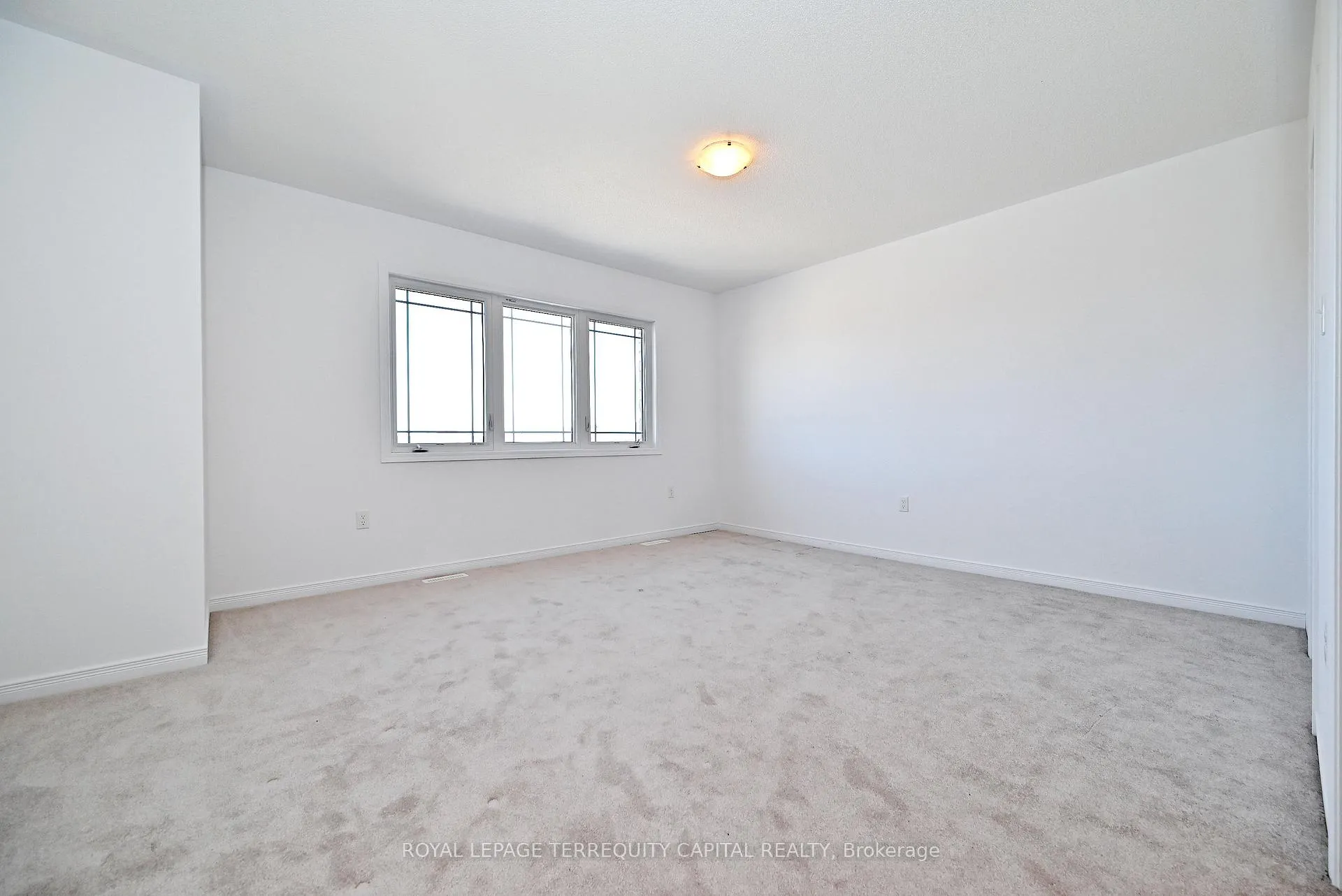 Photo 24 of 123 Frank's Way, Barrie, Allandale Heights — HOMEH