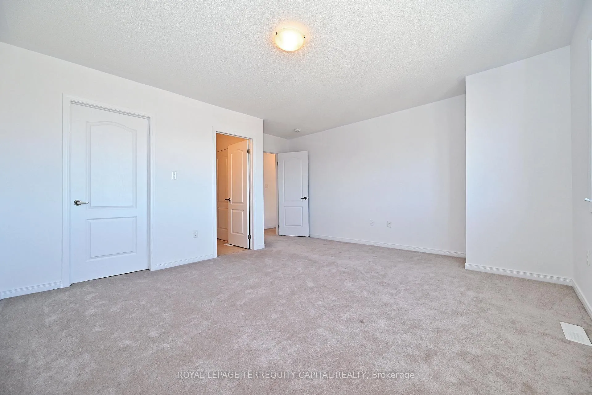 Photo 26 of 123 Frank's Way, Barrie, Allandale Heights — HOMEH