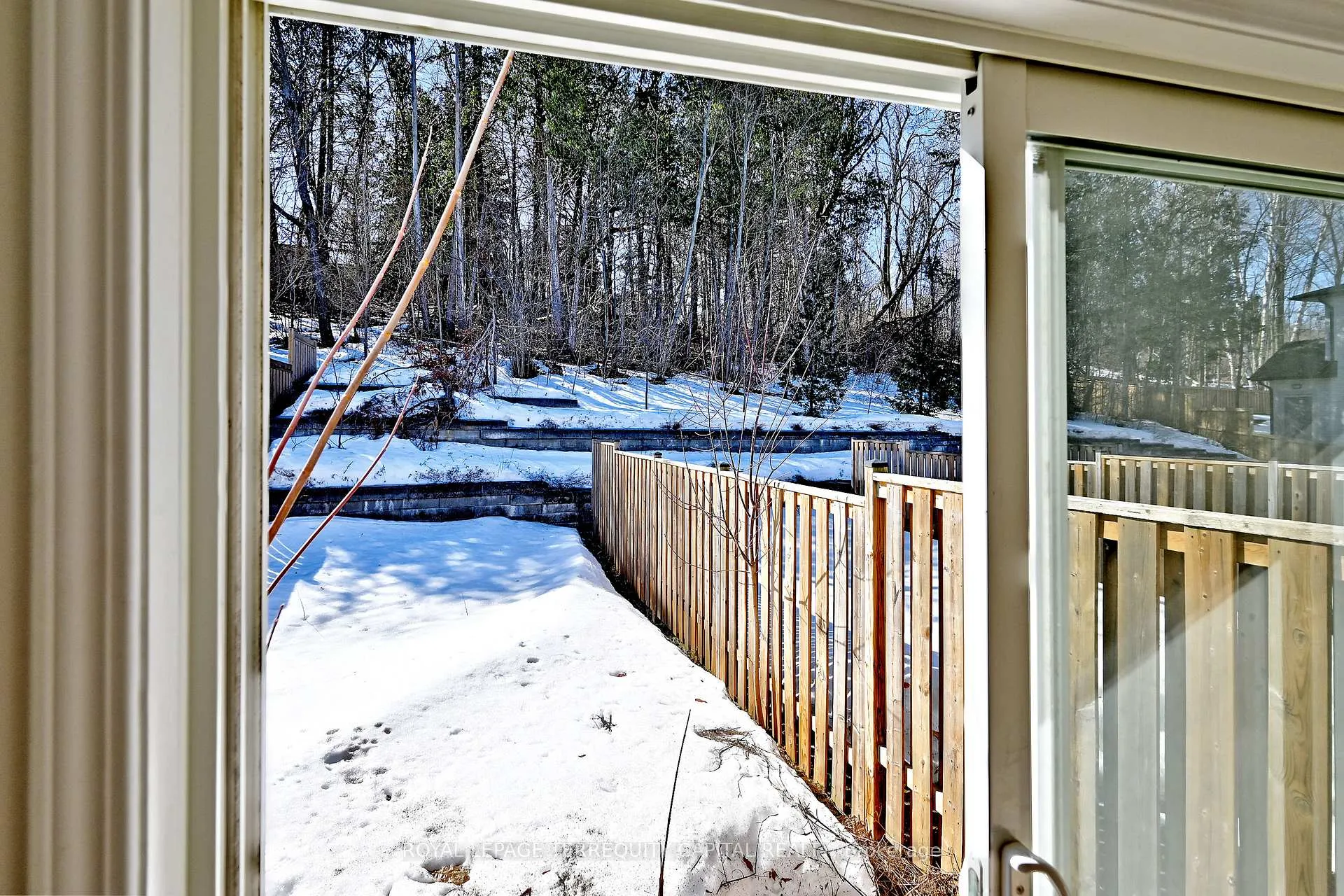 Photo 38 of 123 Frank's Way, Barrie, Allandale Heights — HOMEH