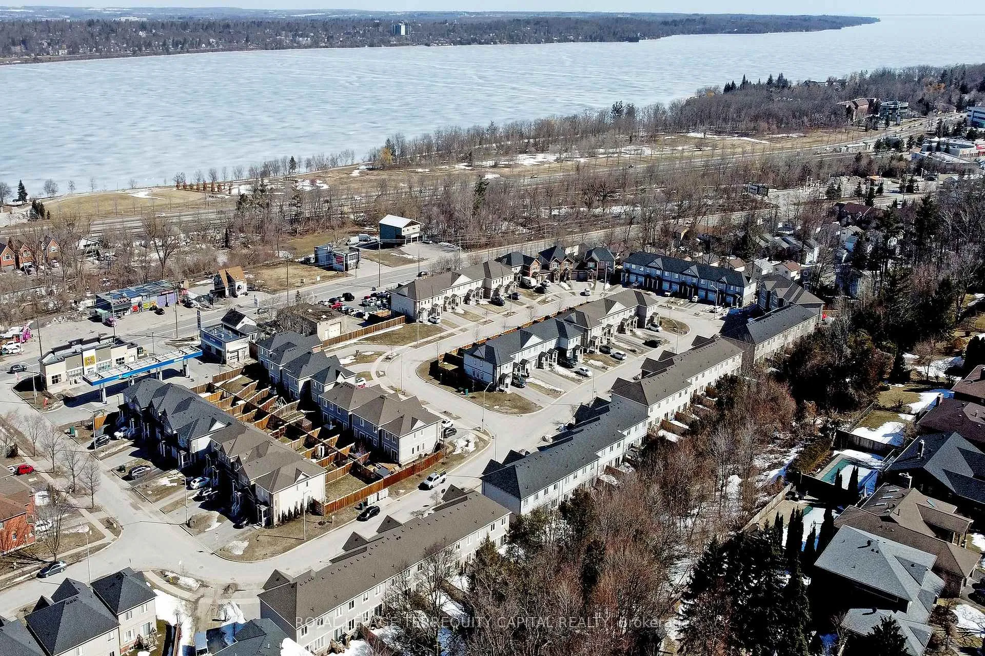 Photo 43 of 123 Frank's Way, Barrie, Allandale Heights — HOMEH