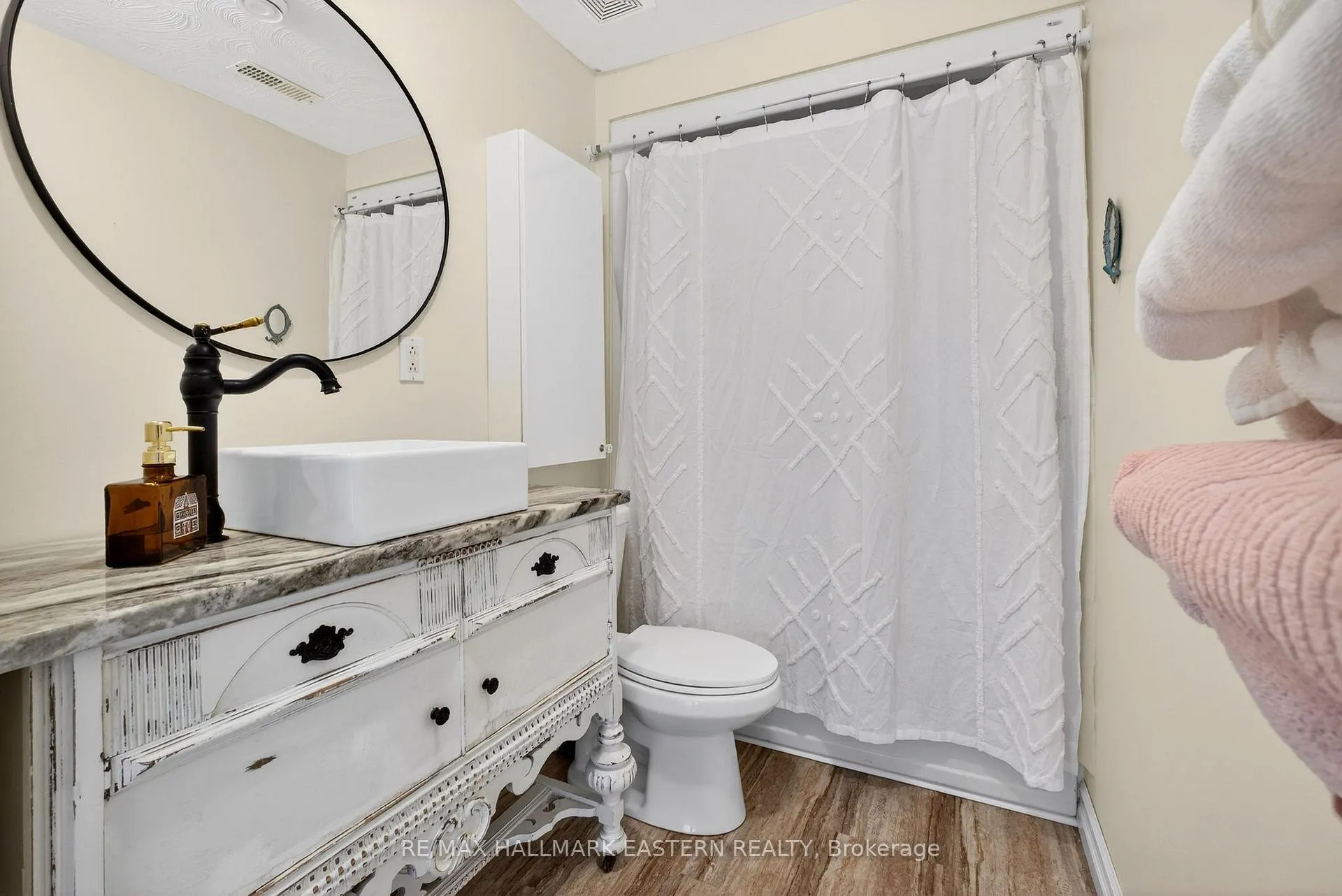 Photo 32 of 2543 Denure Drive, Peterborough, Monaghan Ward 2 — HOMEH