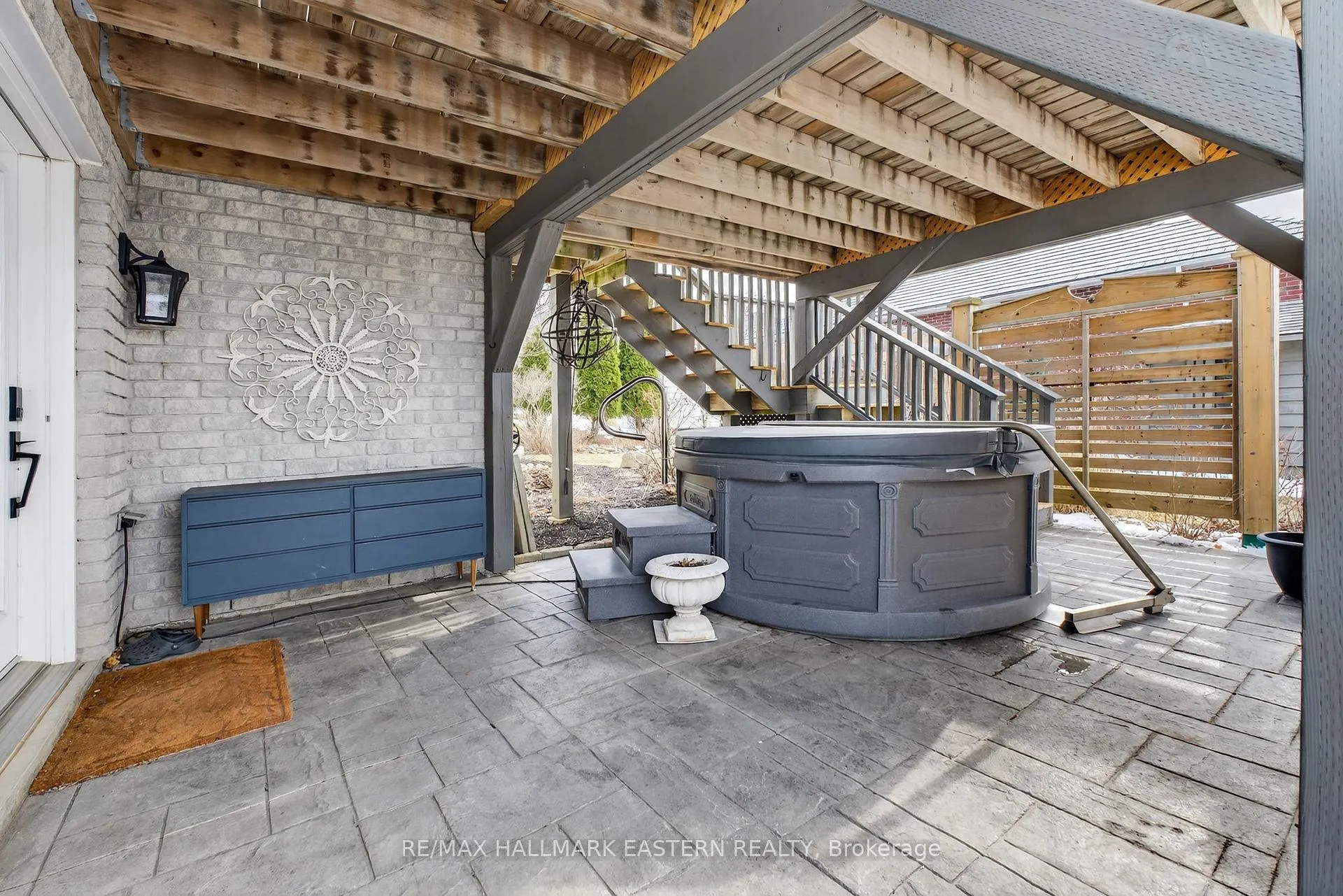 Photo 40 of 2543 Denure Drive, Peterborough, Monaghan Ward 2 — HOMEH