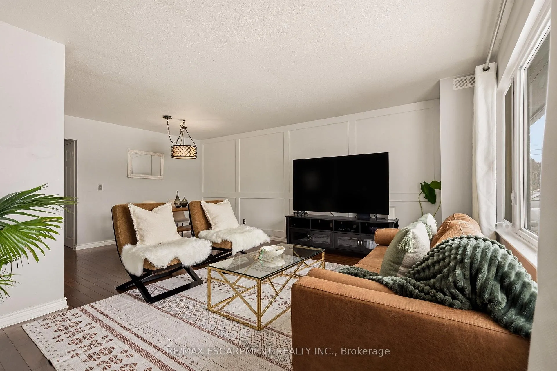 Photo 10 of 777 Hillcrest Road, Pickering, West Shore — HOMEH