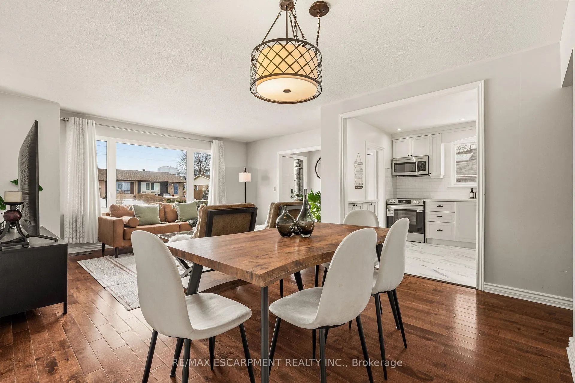 Photo 17 of 777 Hillcrest Road, Pickering, West Shore — HOMEH