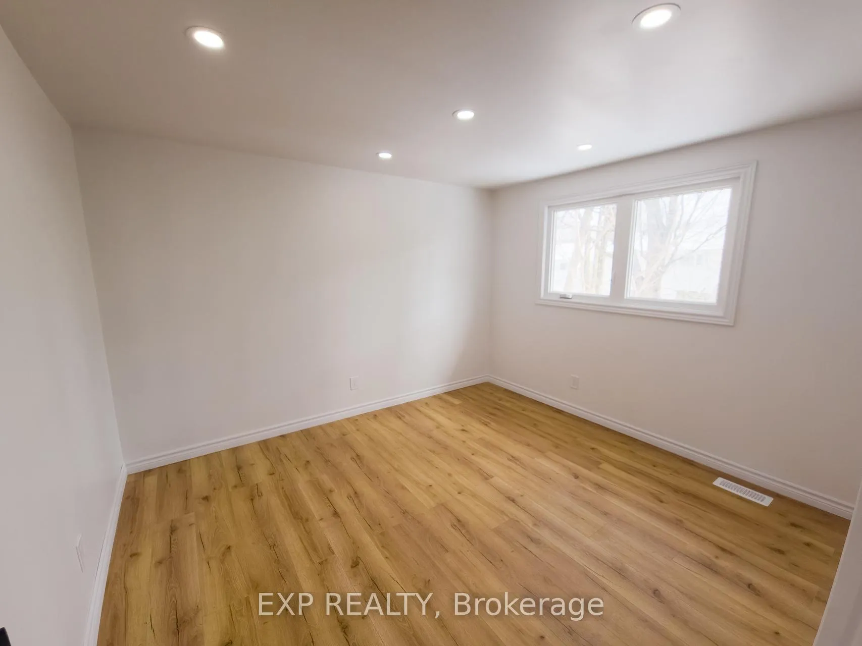 Photo 25 of 59 Bearbrook Road, Ottawa, Blackburn Hamlet — HOMEH