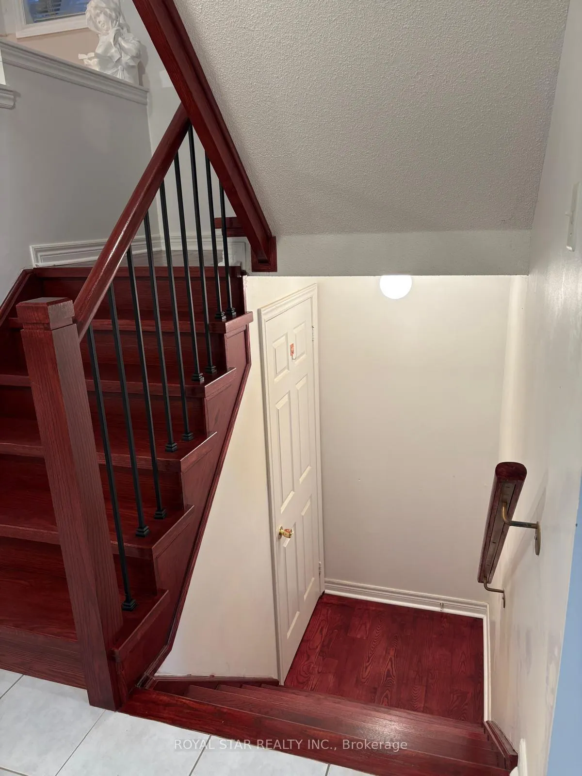 Photo 12 of 58 Red Plant Crescent, Brampton, Northwest Sandalwood Parkway — HOMEH