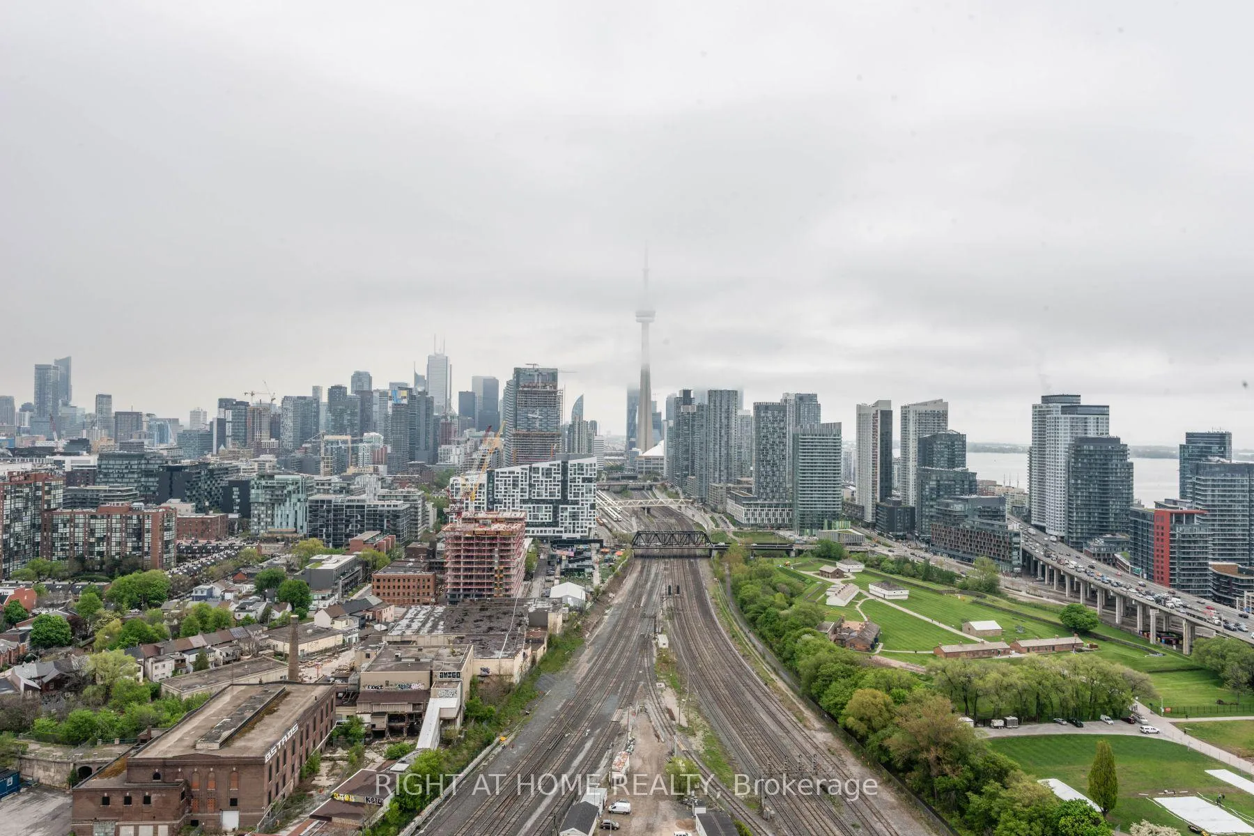 Photo 31 of Unit 2807, 30 Ordnance Street, Toronto, Niagara — HOMEH