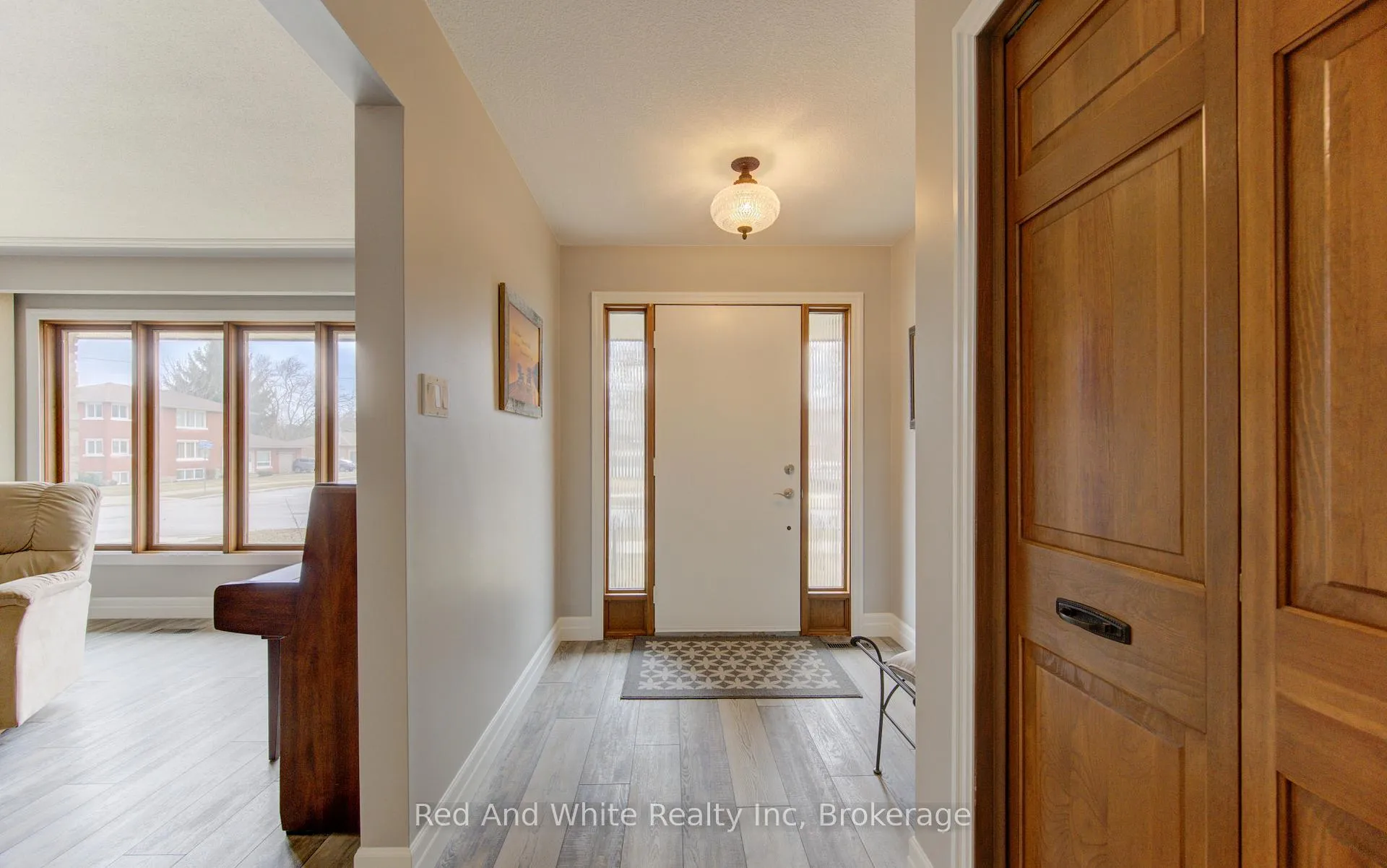 Photo 3 of 449 Greenfield Avenue, Kitchener — HOMEH