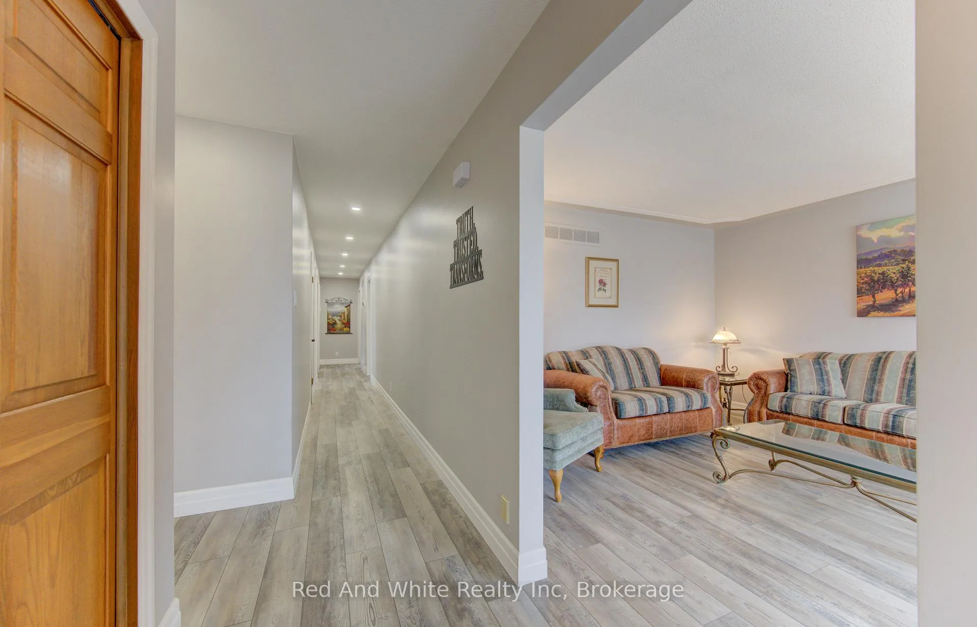 Photo 7 of 449 Greenfield Avenue, Kitchener — HOMEH