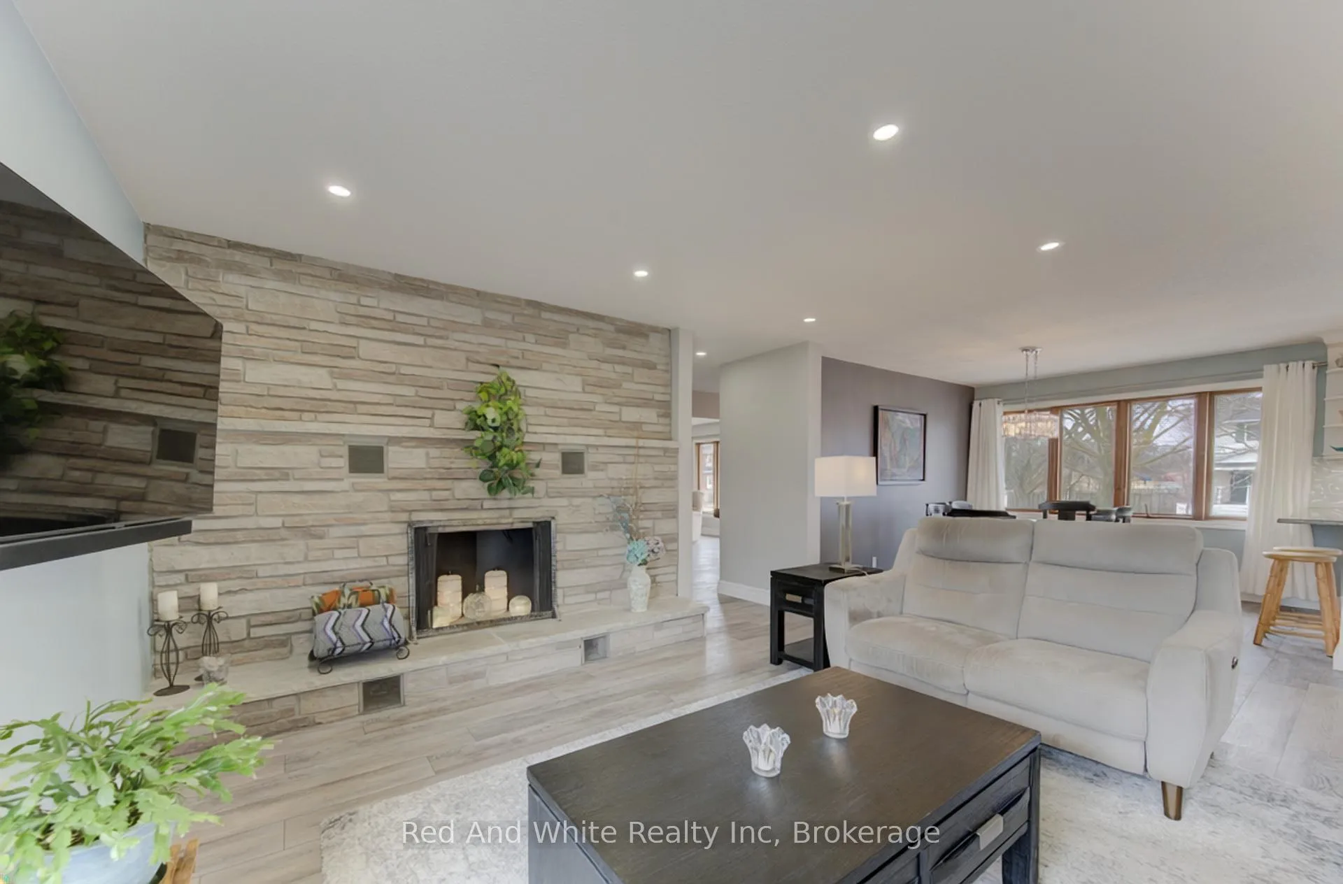 Photo 14 of 449 Greenfield Avenue, Kitchener — HOMEH