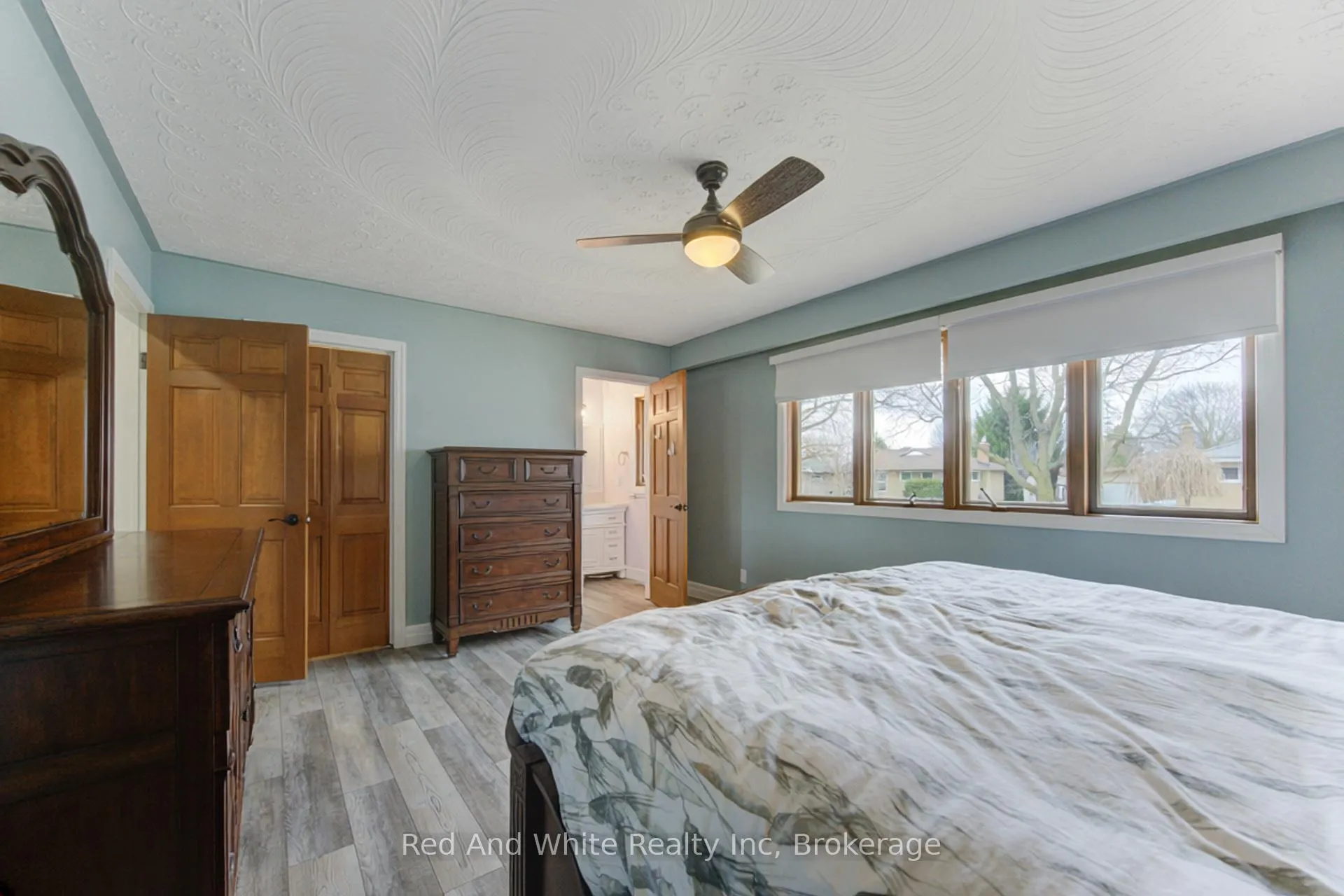 Photo 16 of 449 Greenfield Avenue, Kitchener — HOMEH