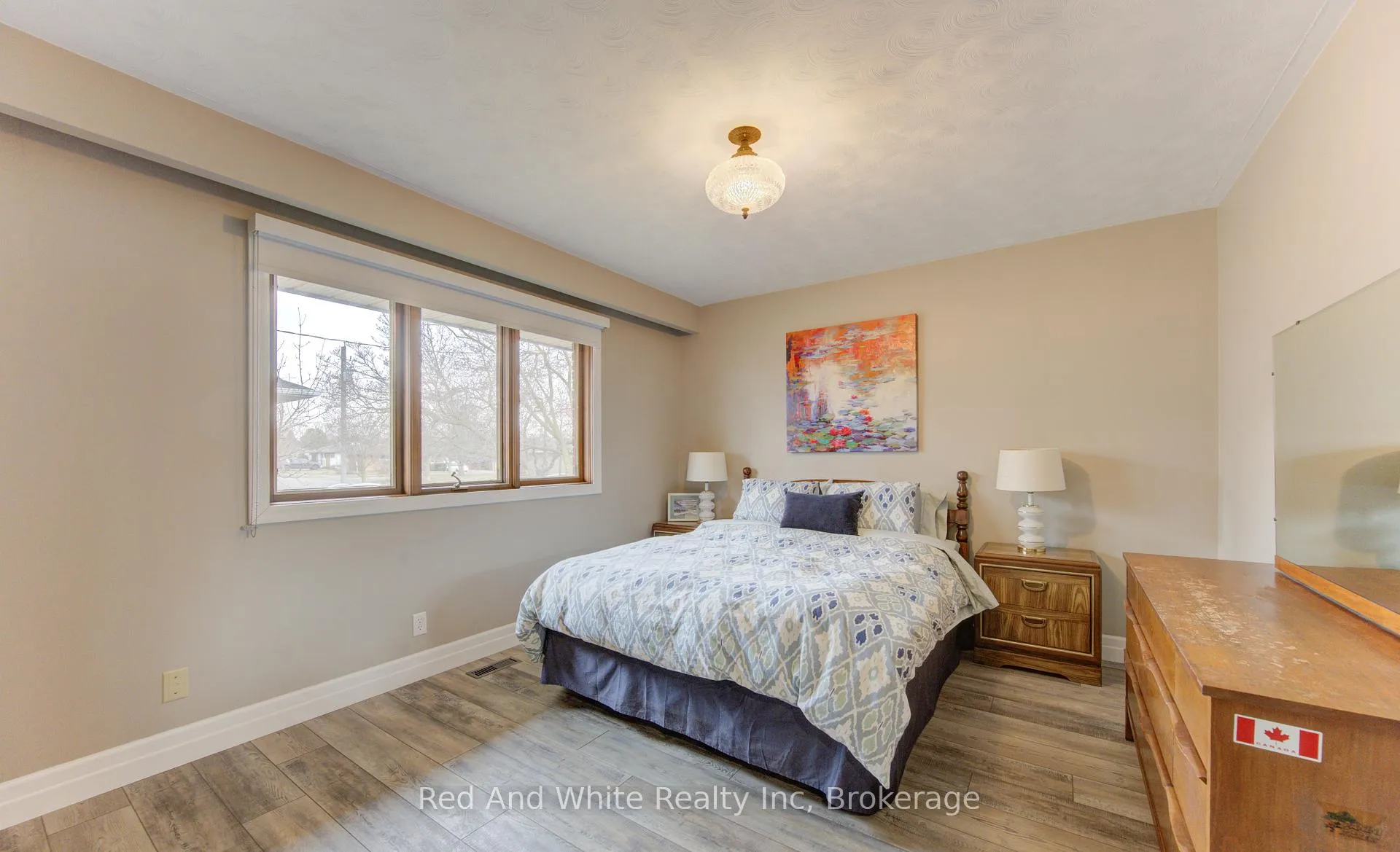 Photo 17 of 449 Greenfield Avenue, Kitchener — HOMEH