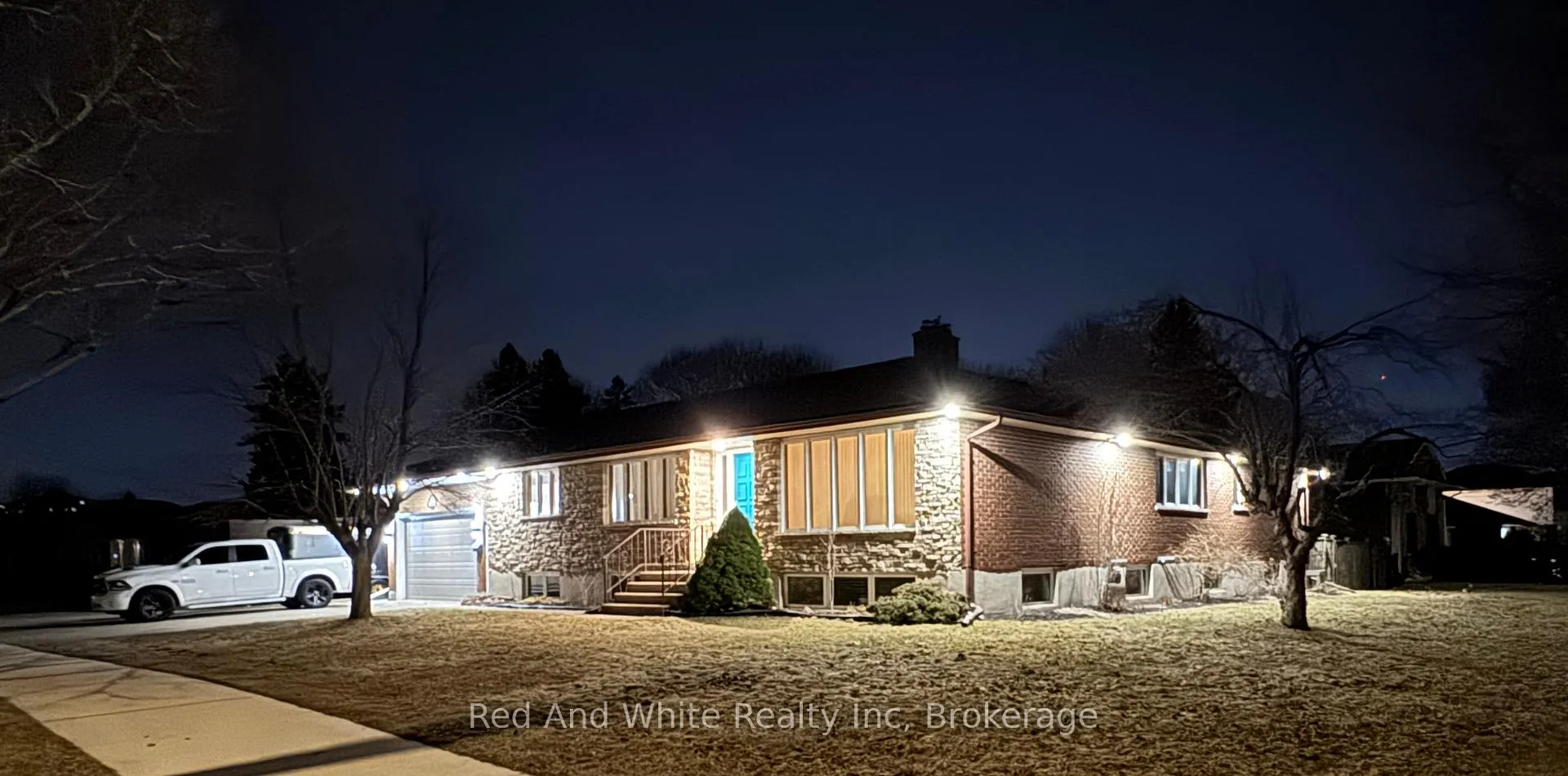 Photo 43 of 449 Greenfield Avenue, Kitchener — HOMEH