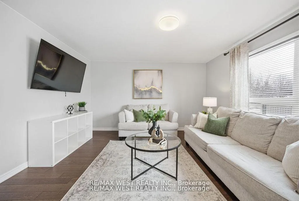 Photo 10 of 5 Smith Street, New Tecumseth, Alliston — HOMEH