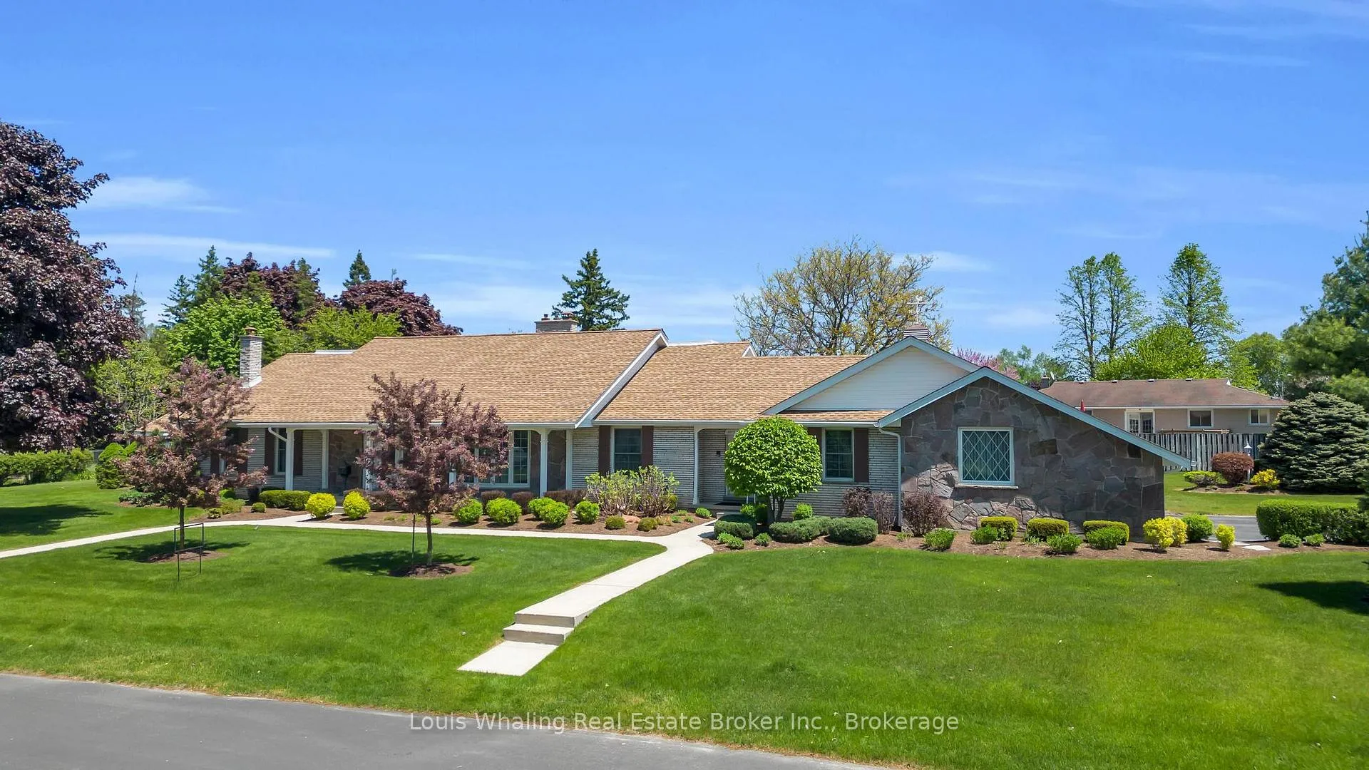 Photo of 241 4th Avenue