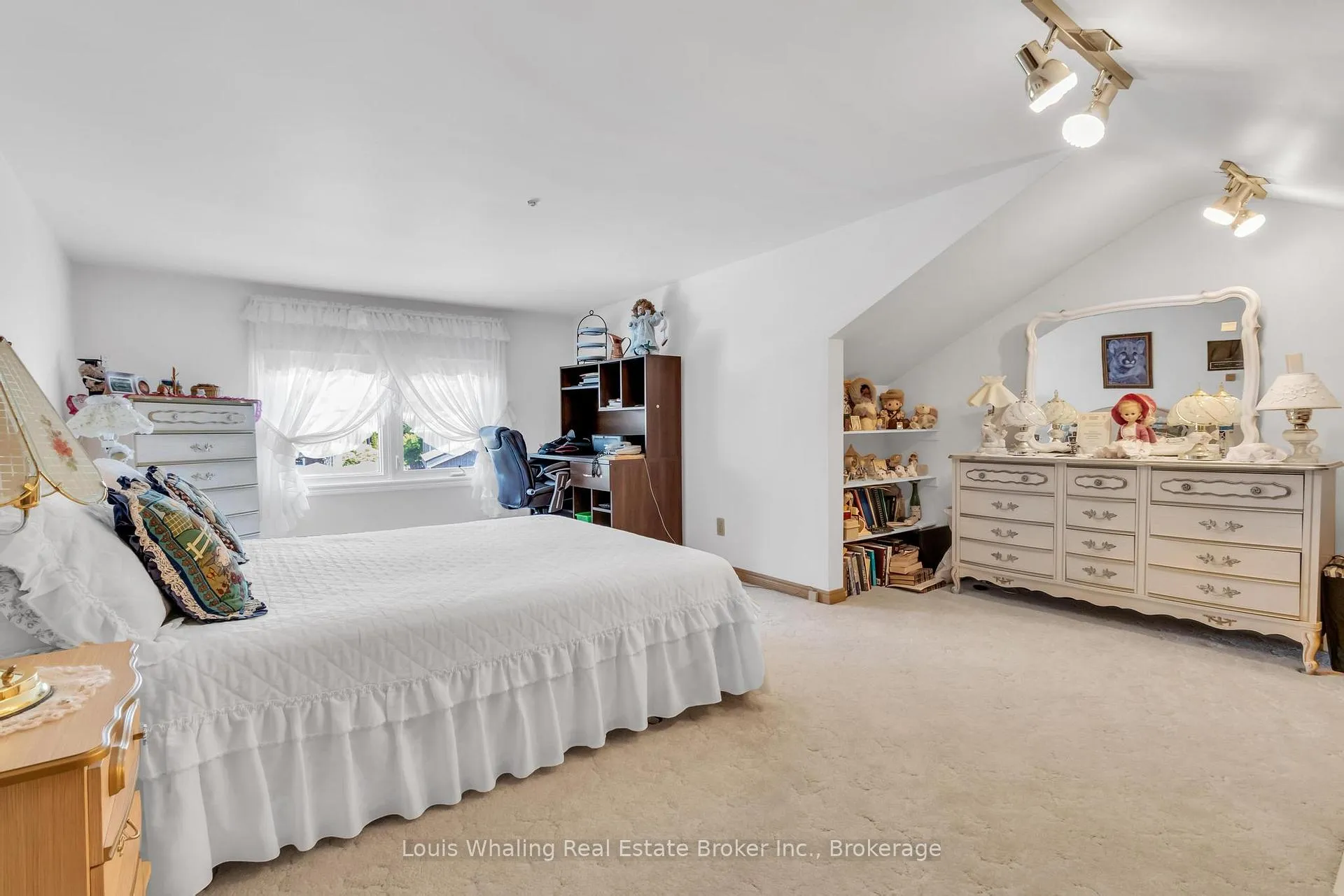 Photo 24 of 241 4th Avenue, Hanover — HOMEH