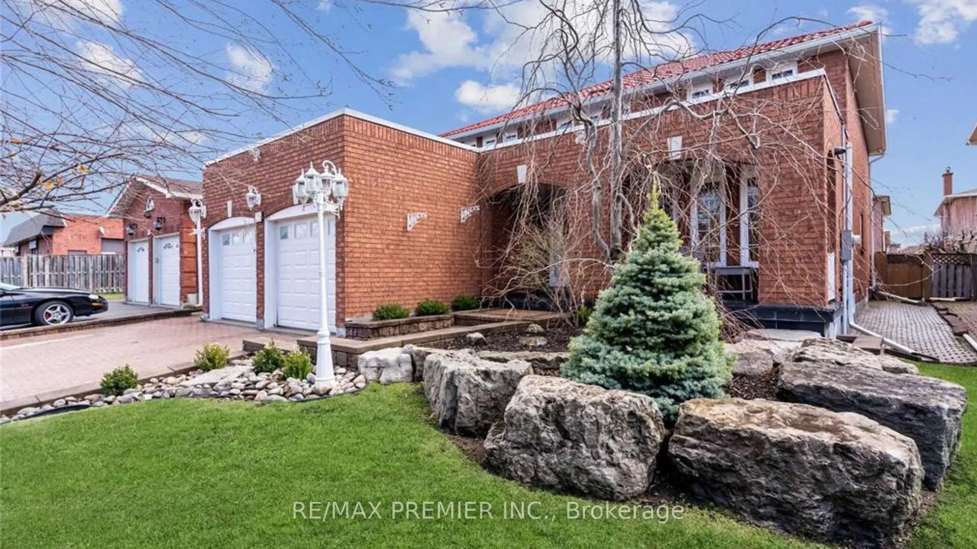 Photo 1 of Unit Basement, 25 Granite Street, Vaughan, East Woodbridge — HOMEH