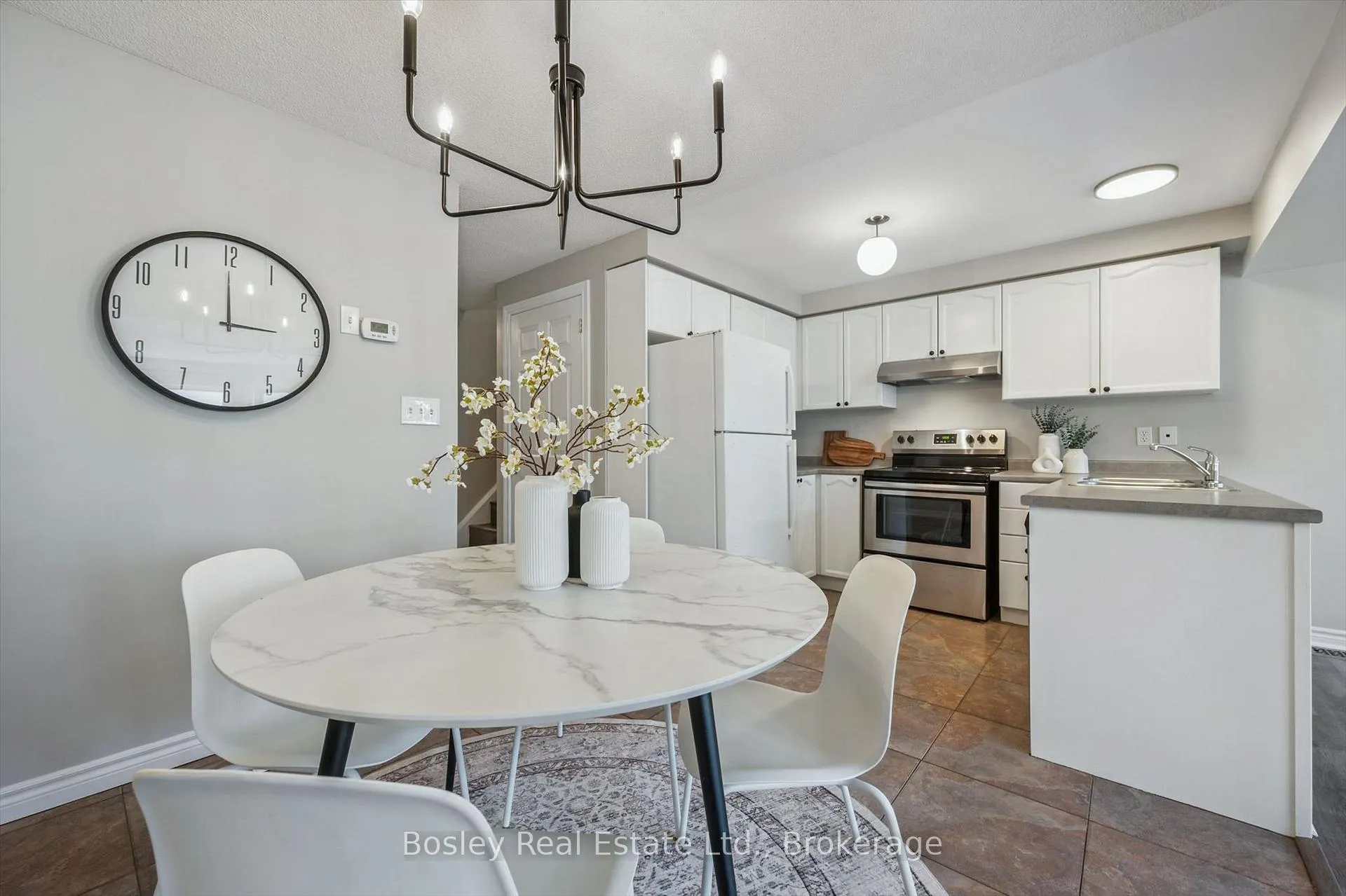 Photo 11 of 92 Rodgers Road, Guelph, Kortright West — HOMEH