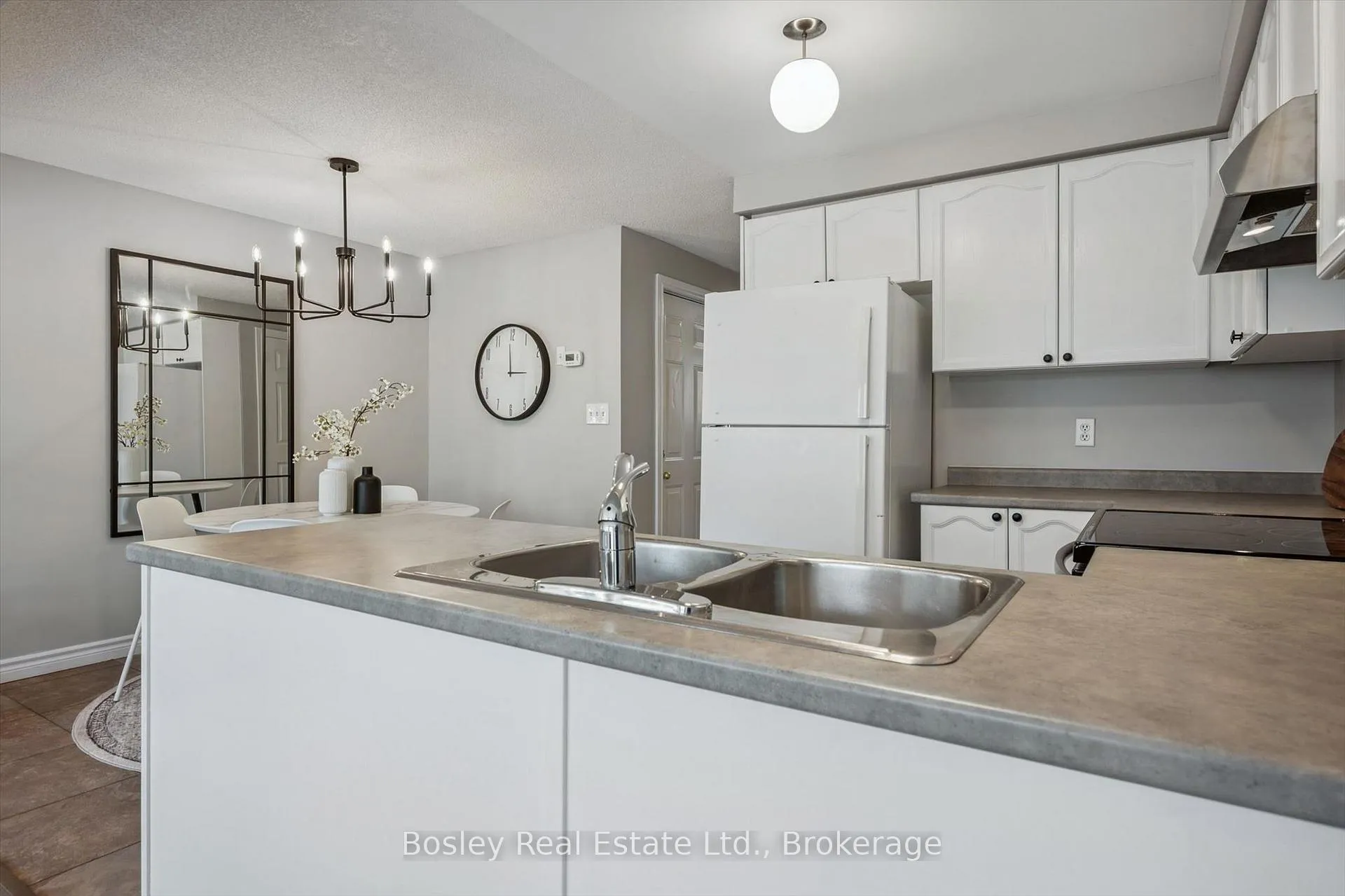Photo 15 of 92 Rodgers Road, Guelph, Kortright West — HOMEH