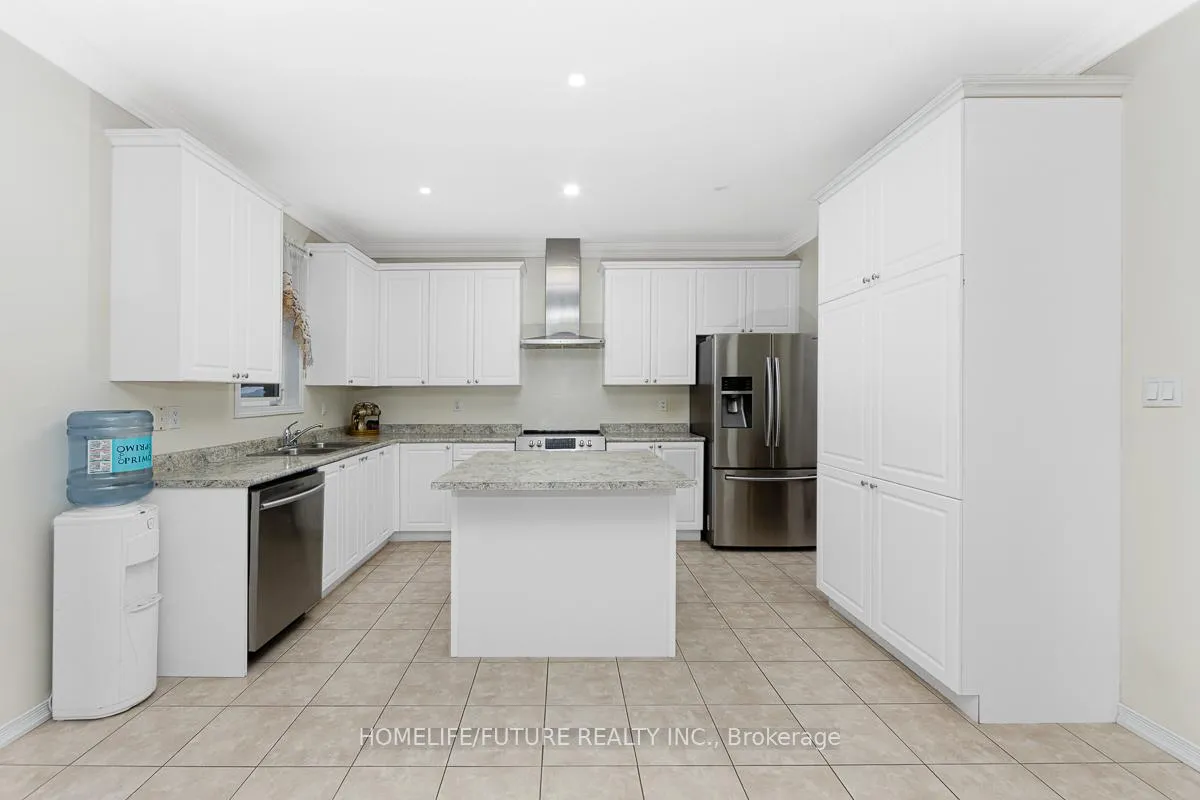 Photo 9 of 18 Stockell Crescent, Ajax, Northwest Ajax — HOMEH