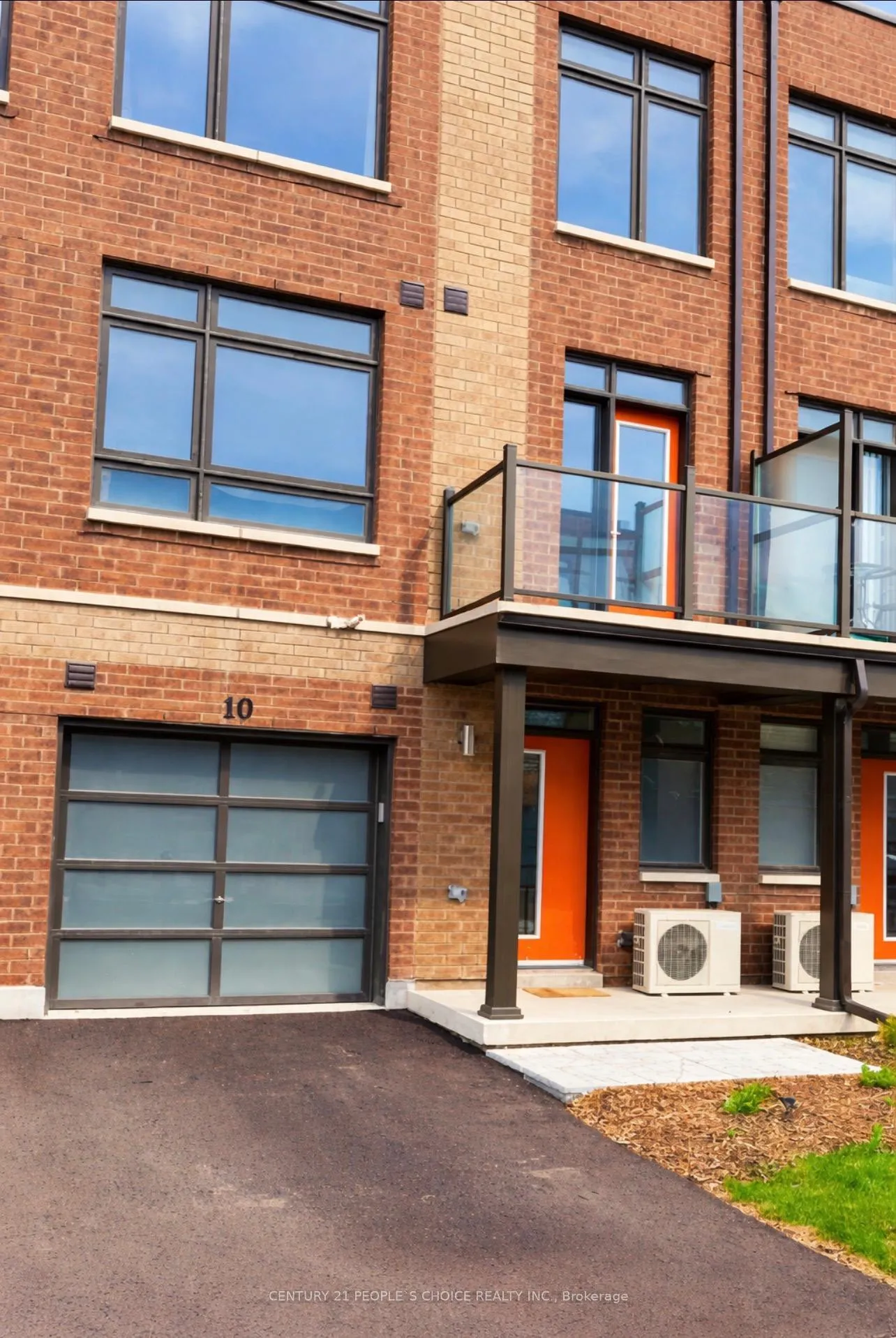 Front of 10 Tauton Street