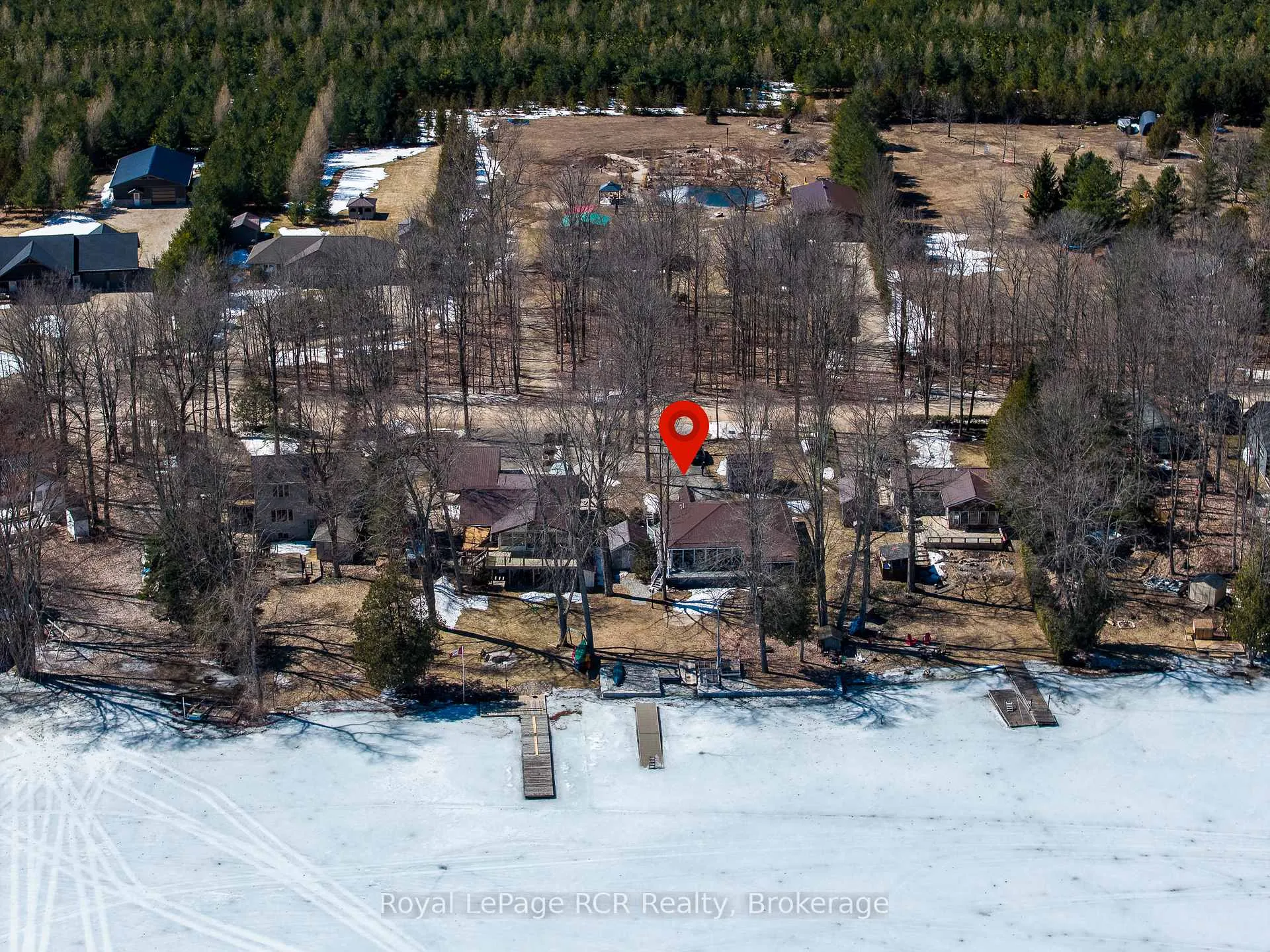 Photo 3 of 132 McCullough Lake Drive, Chatsworth — HOMEH