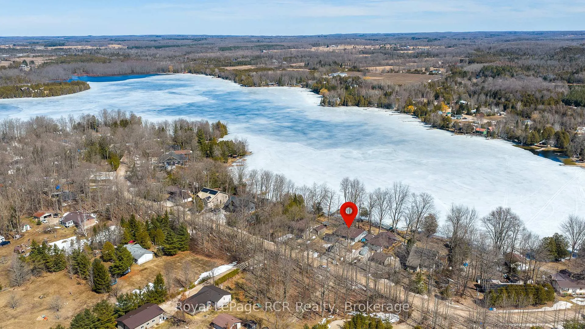 Photo 4 of 132 McCullough Lake Drive, Chatsworth — HOMEH