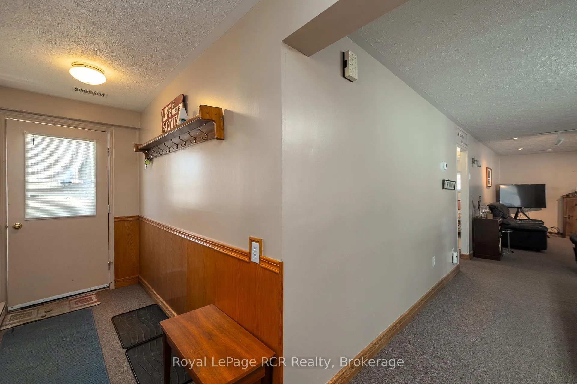 Photo 7 of 132 McCullough Lake Drive, Chatsworth — HOMEH